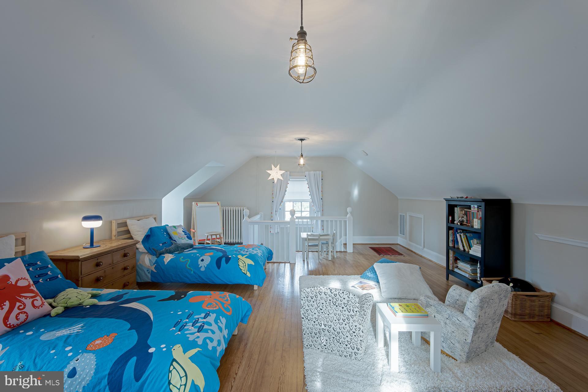 ROSEMONT - Residential