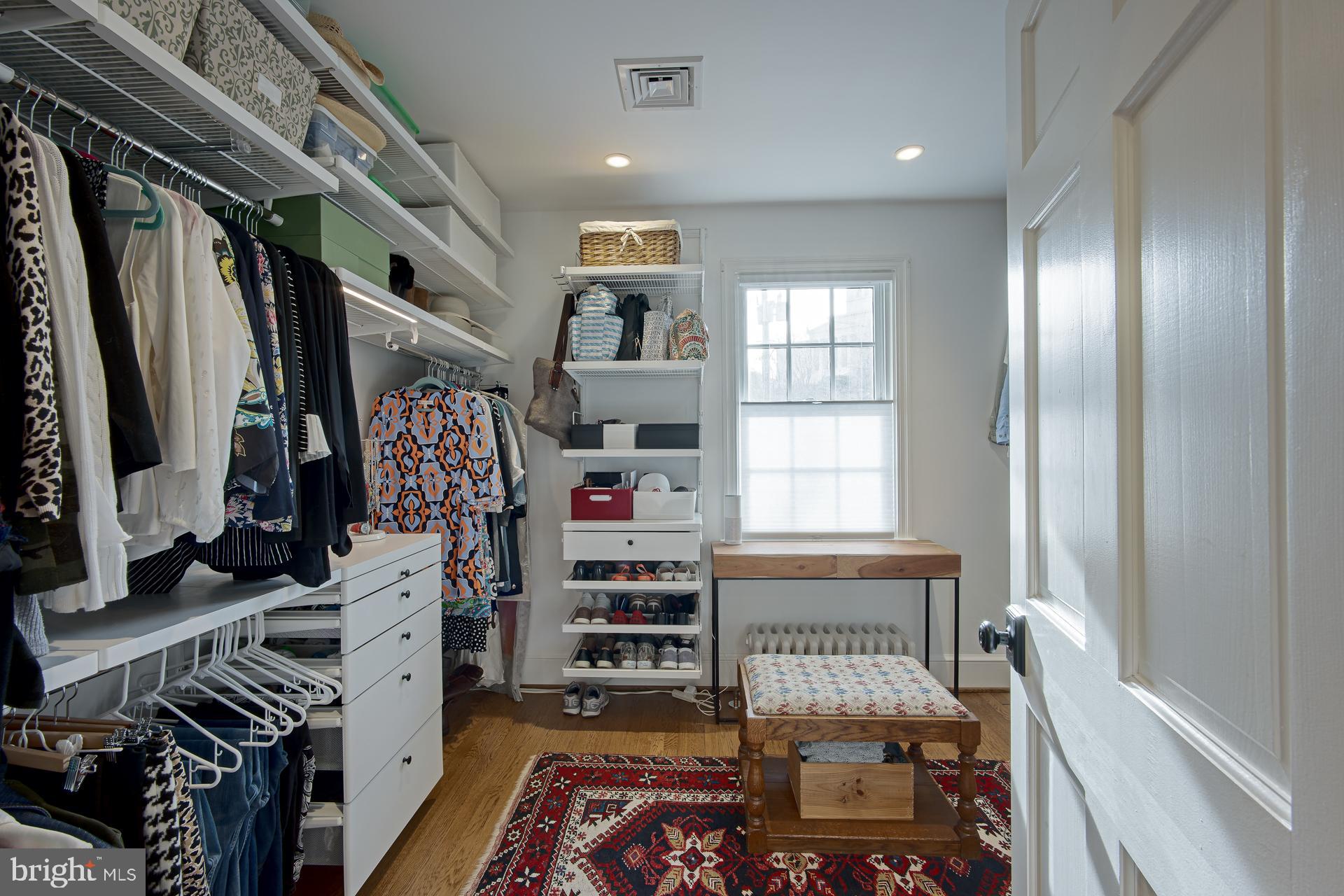 ROSEMONT - Residential