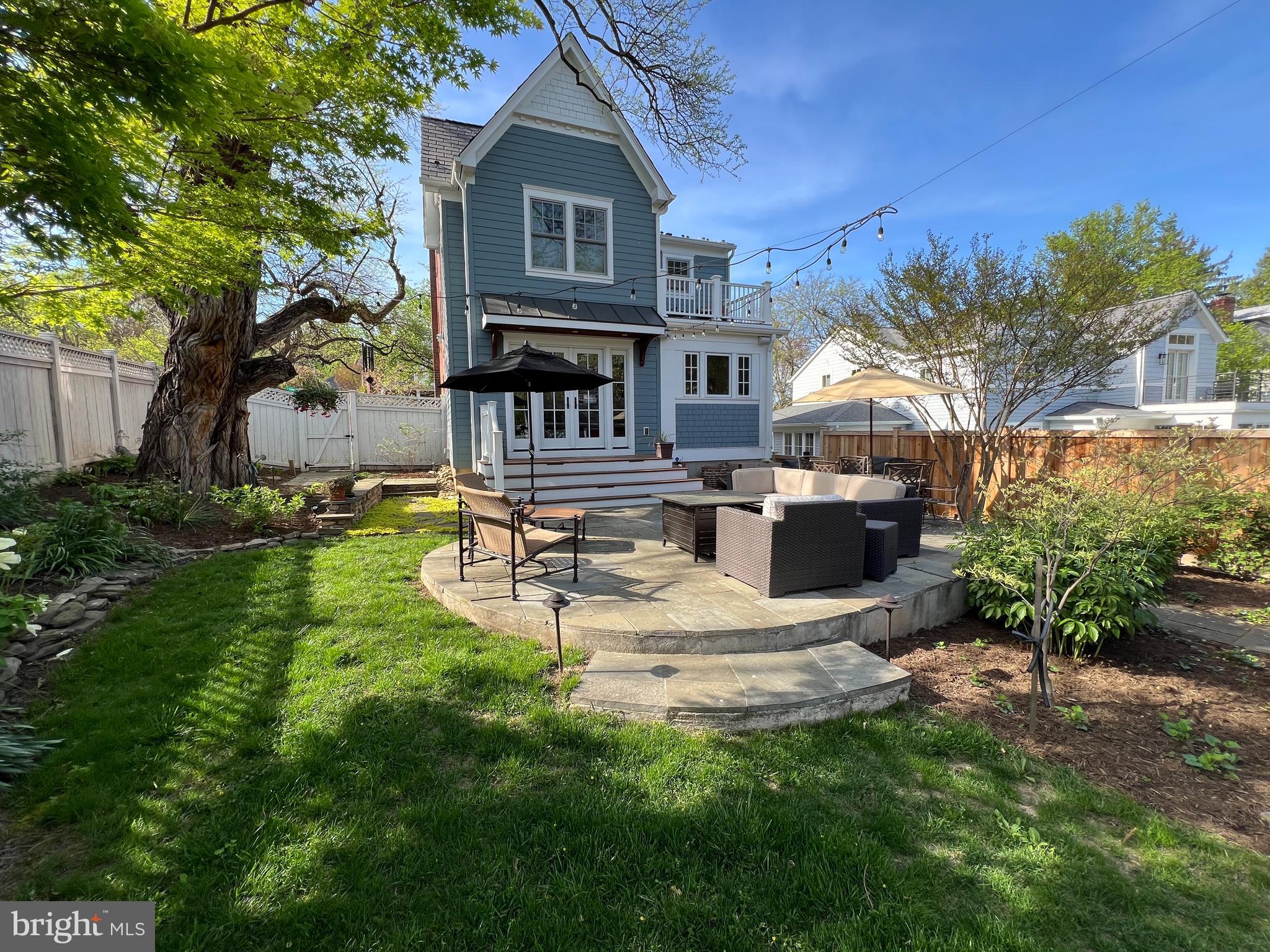 ROSEMONT - Residential