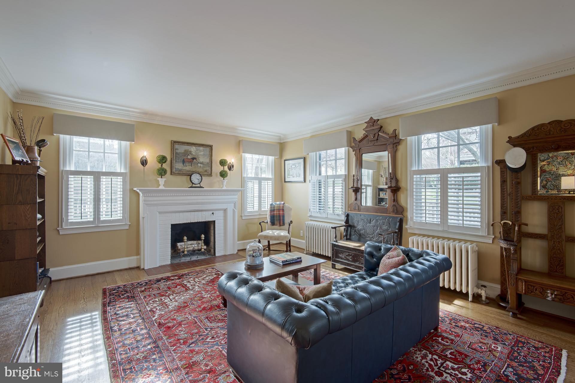 ROSEMONT - Residential