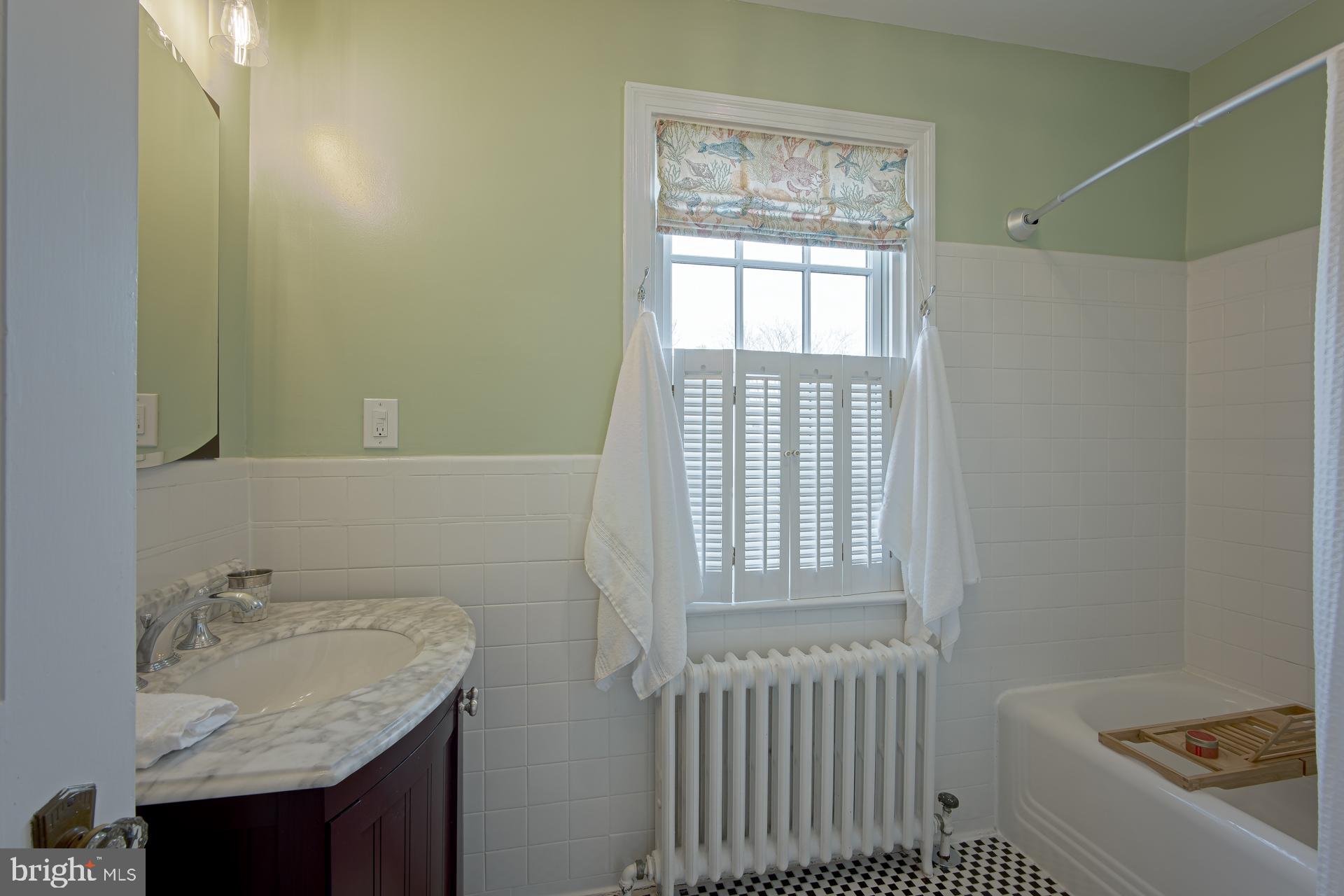 ROSEMONT - Residential