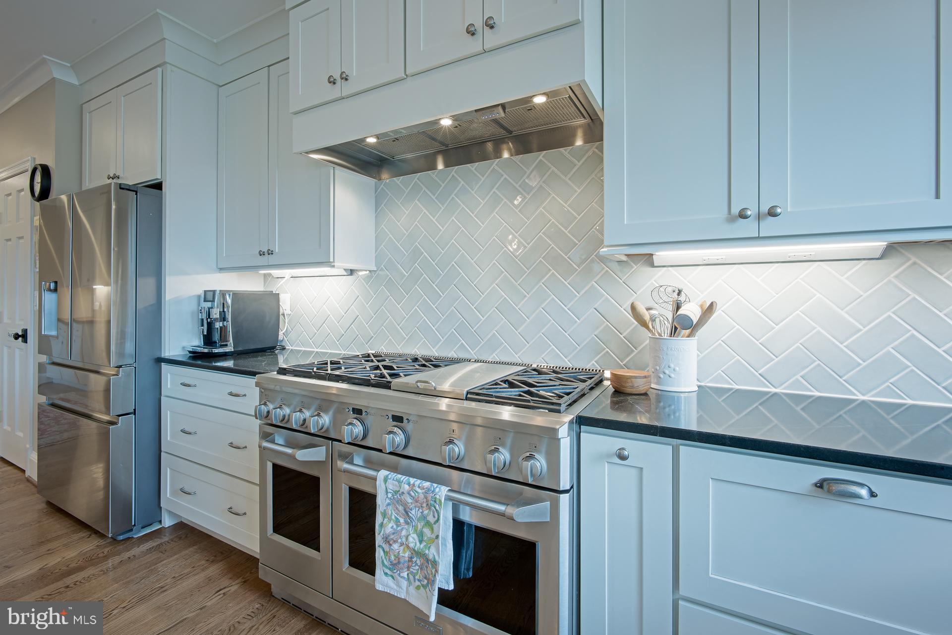 ROSEMONT - Residential