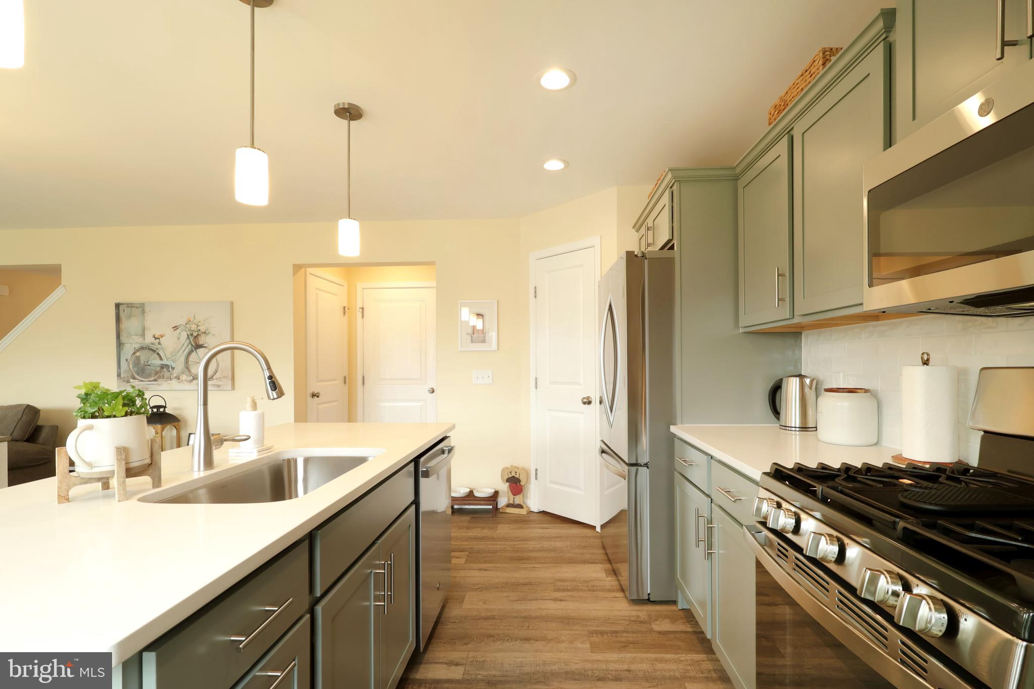 LOGAN GREENE - Residential