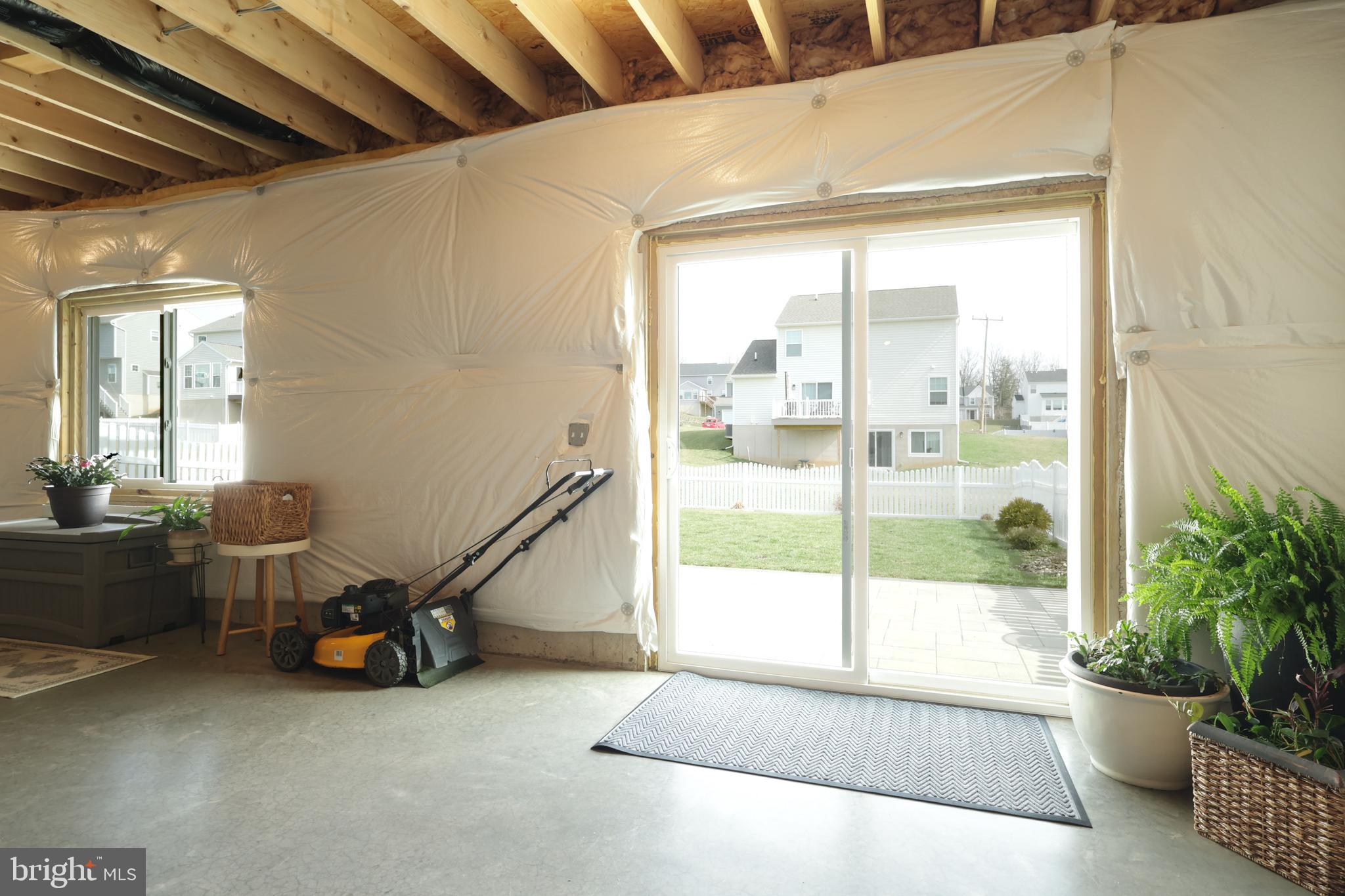 LOGAN GREENE - Residential