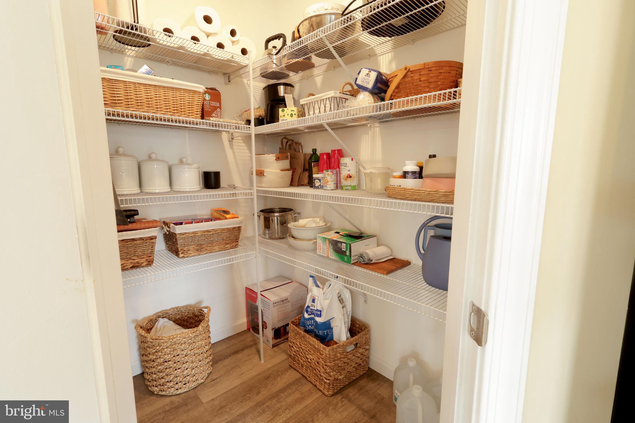 LOGAN GREENE - Residential