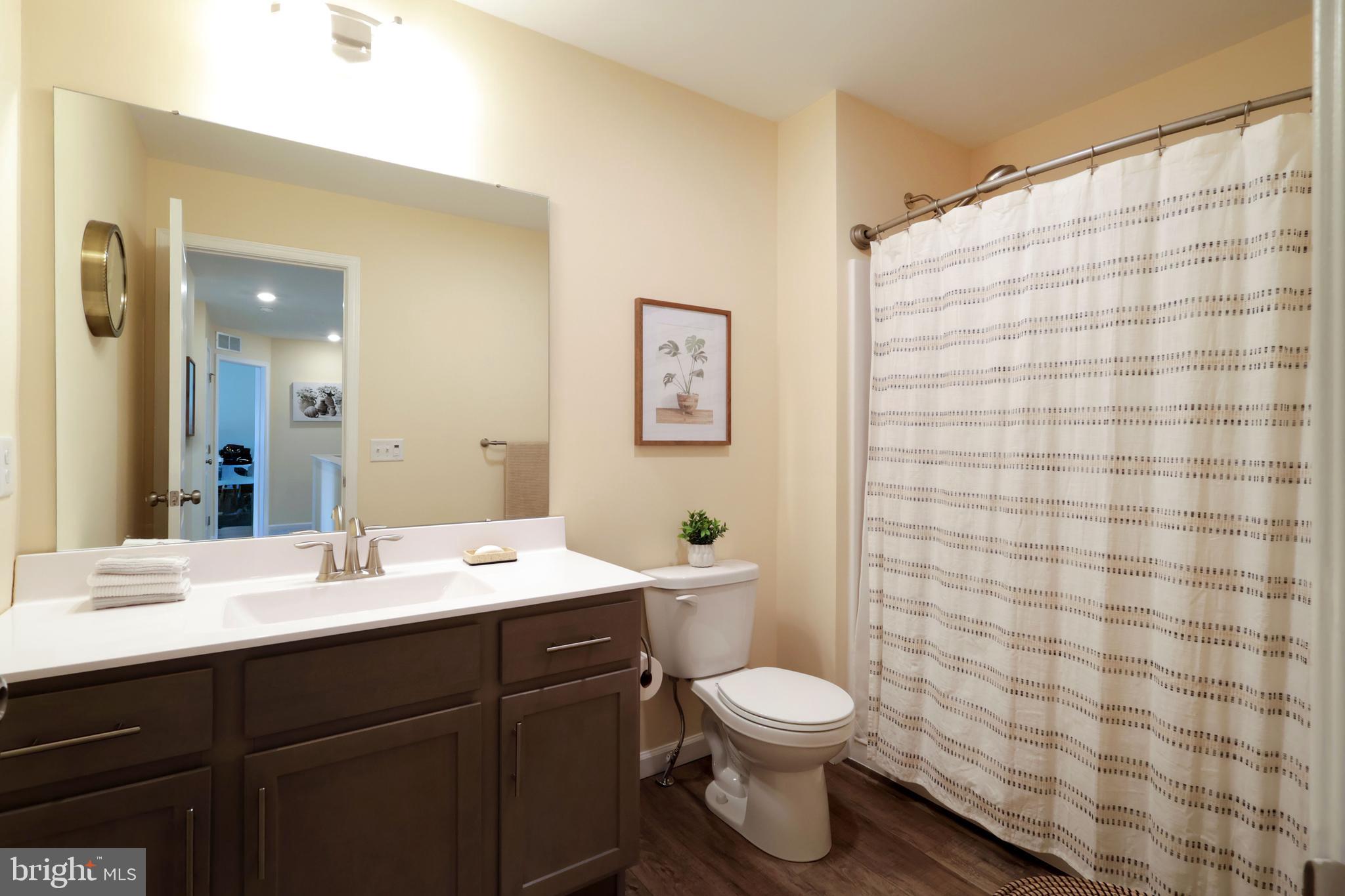 LOGAN GREENE - Residential