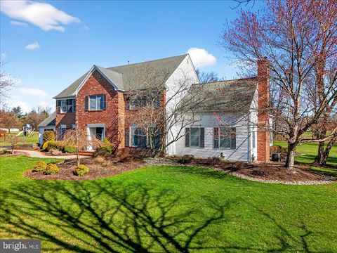 Homes For Sale - 111 Red Oak Way<br/> Somerset County, BELLE MEAD, NJ 08502