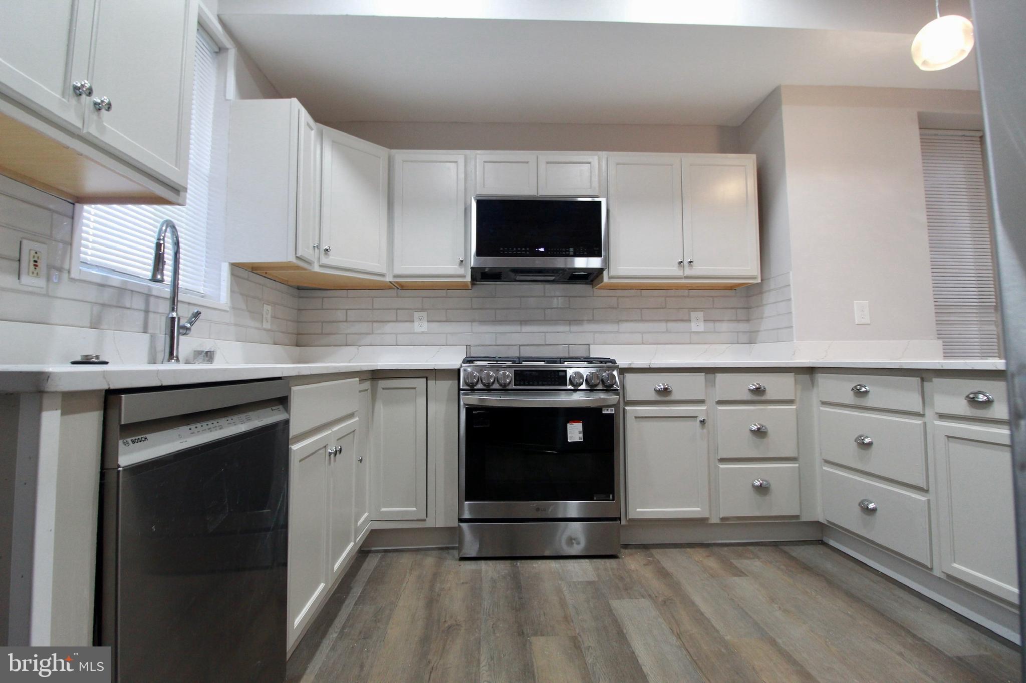 HARWOOD - Residential