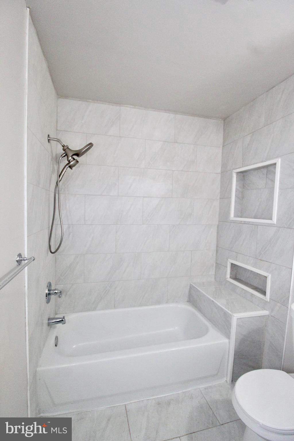 HARWOOD - Residential