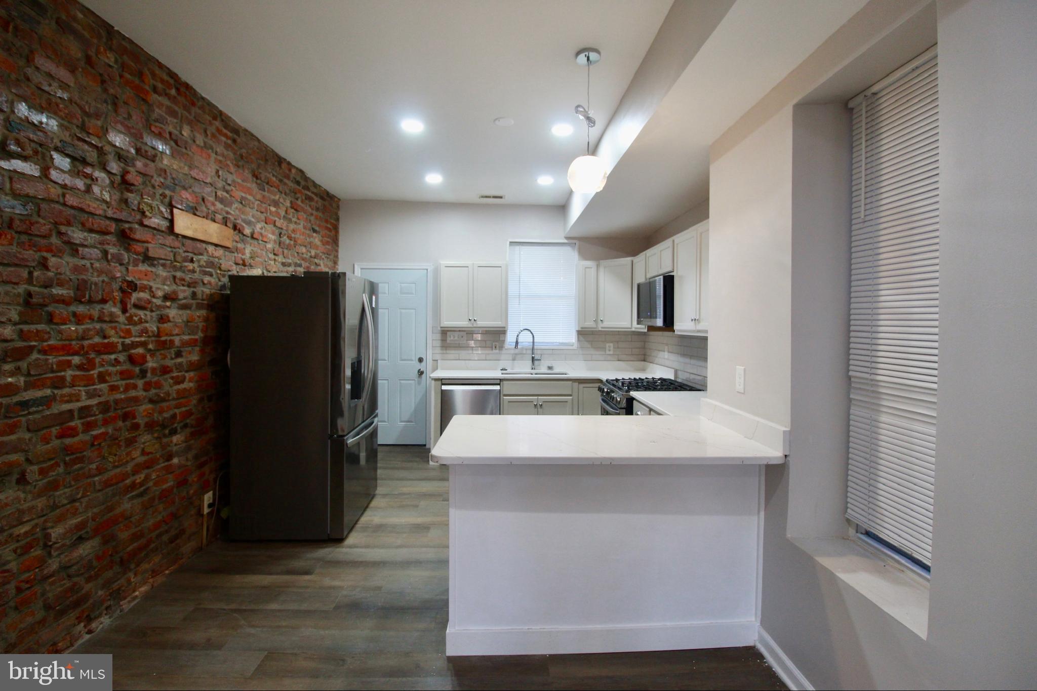 HARWOOD - Residential