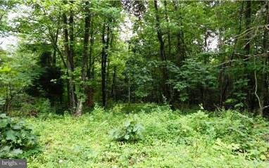 HIGHLAND RIDGE - Land