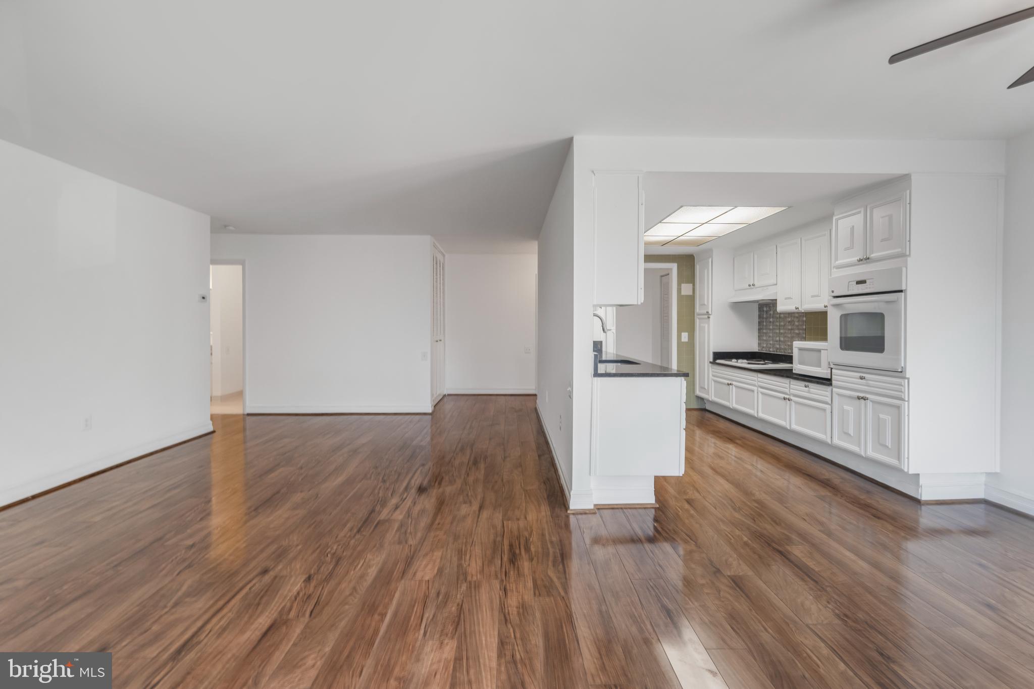 LEISURE WORLD - Residential