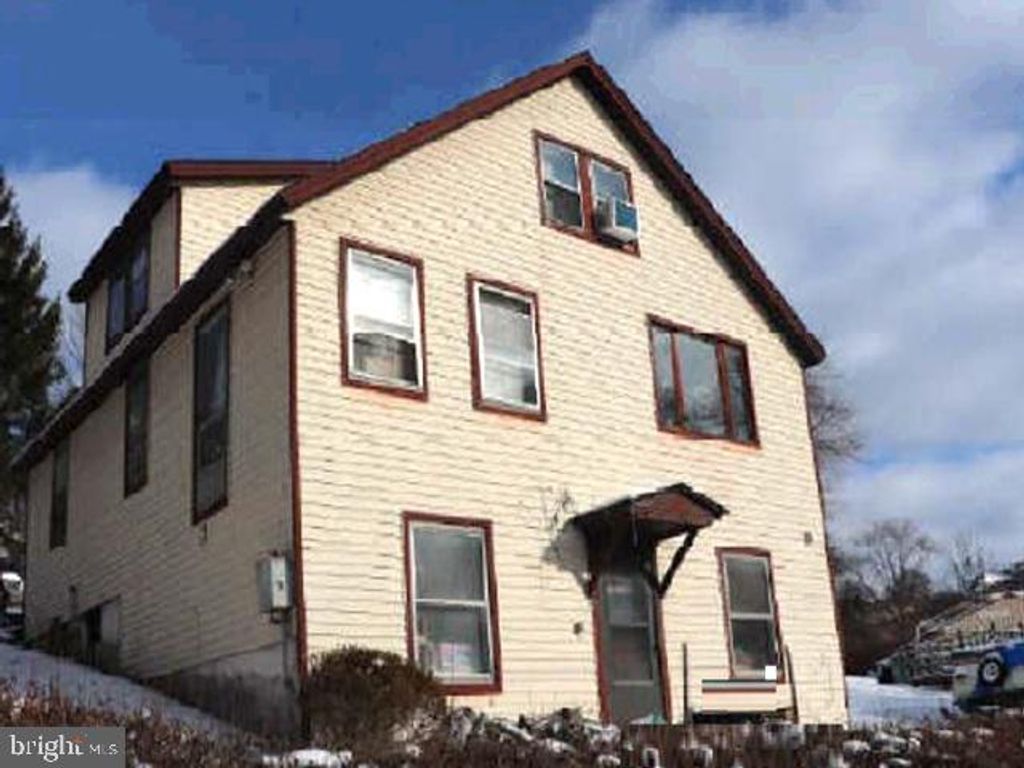 Photo of 134 Mahon Ave, FACTORYVILLE, PA 18419 (MLS # PAWY2000084)