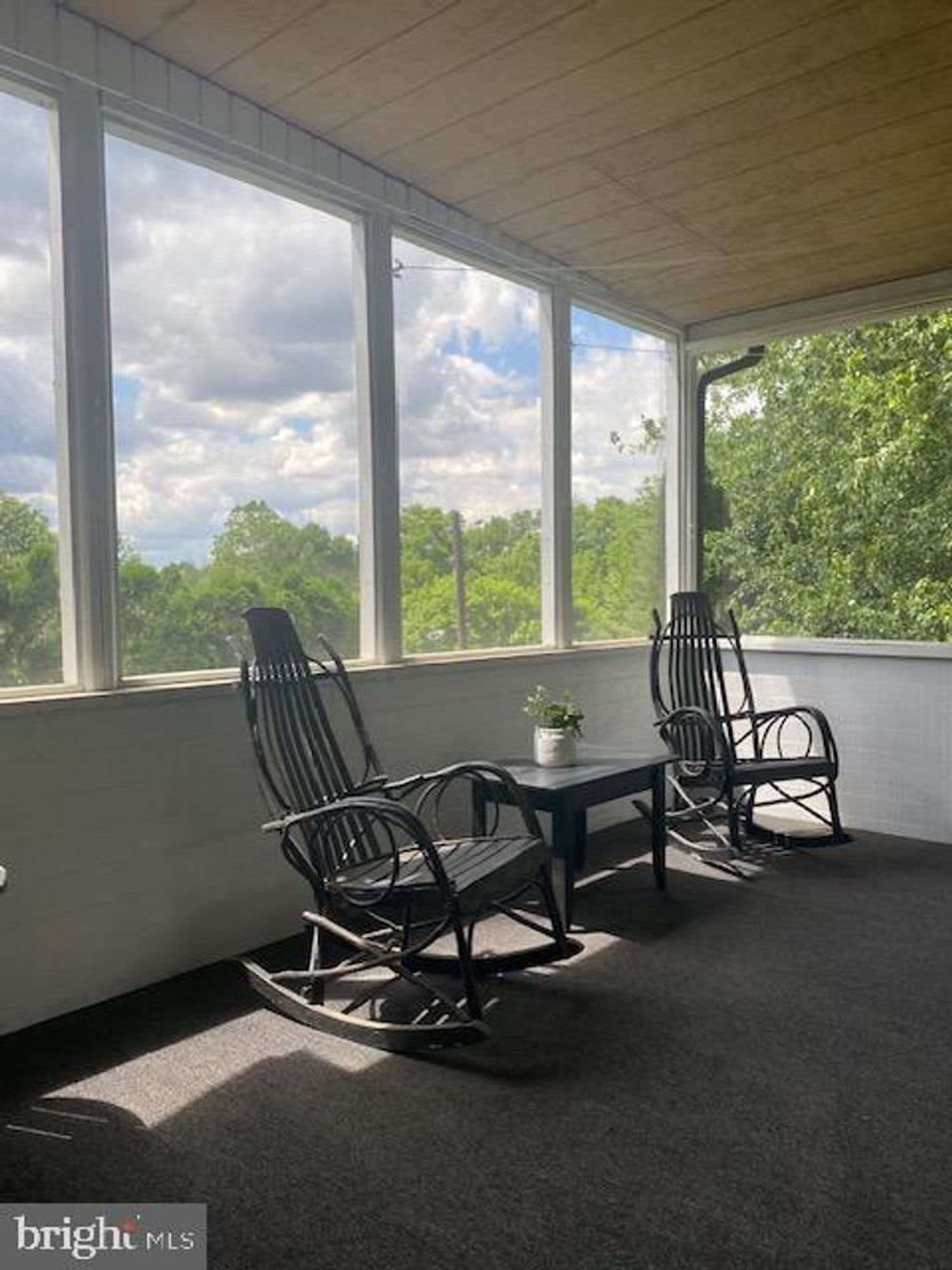 Photo of 1505 Putnam Drive, Lancaster, PA 17602 (MLS # PALA2051756)