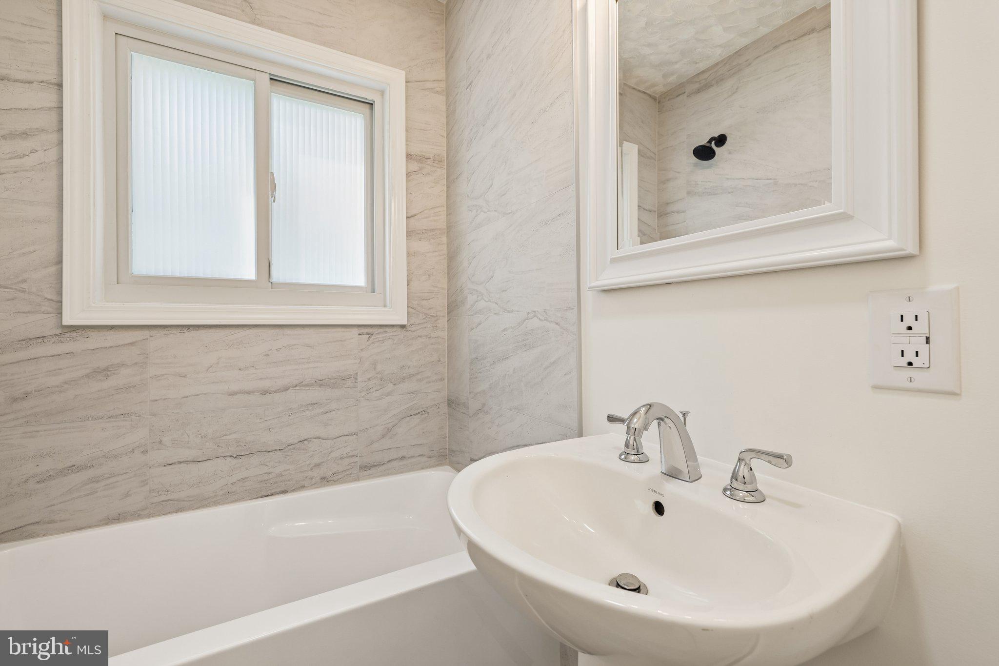 SEVERN MEADOWS - Residential