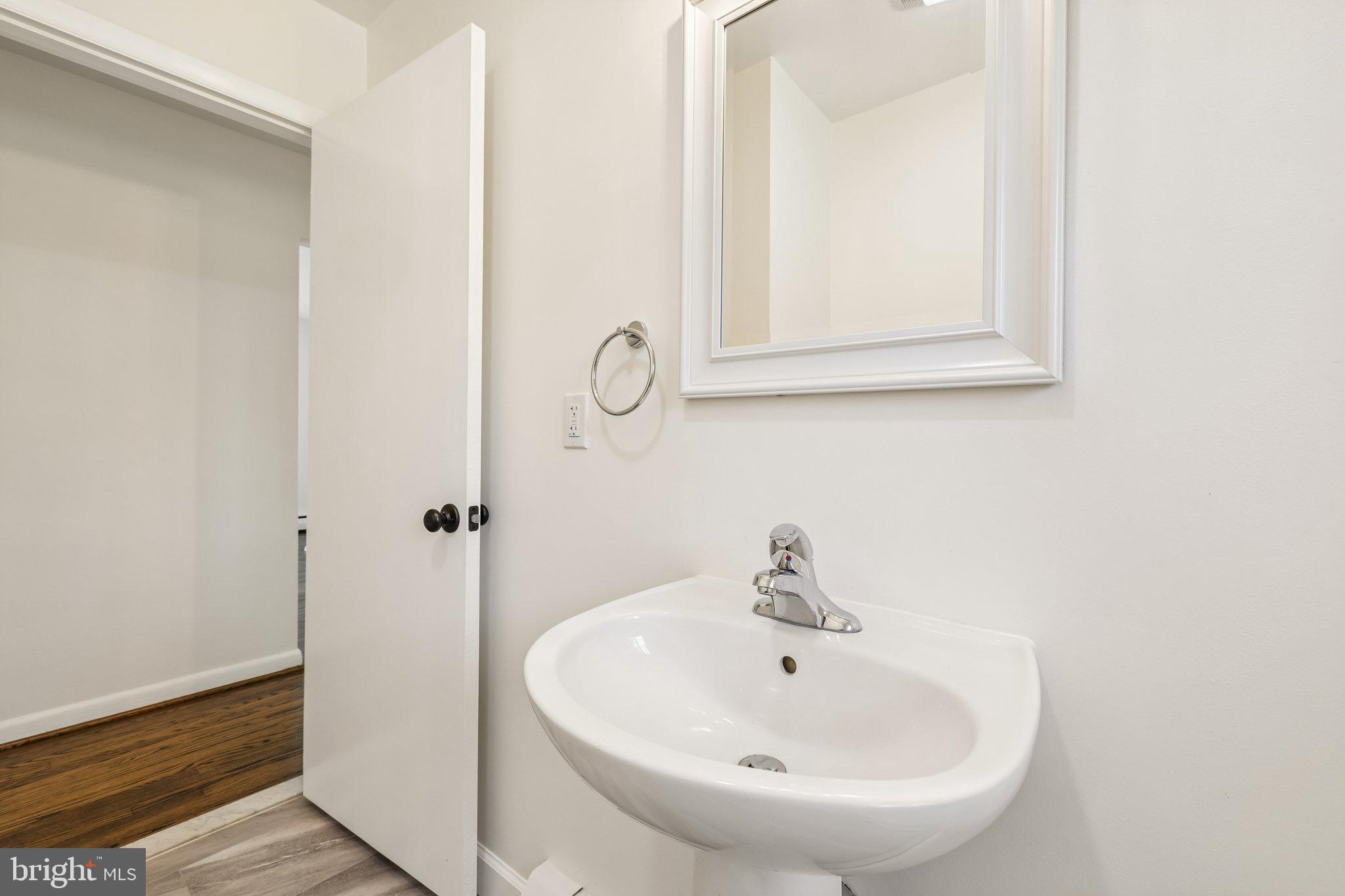 SEVERN MEADOWS - Residential