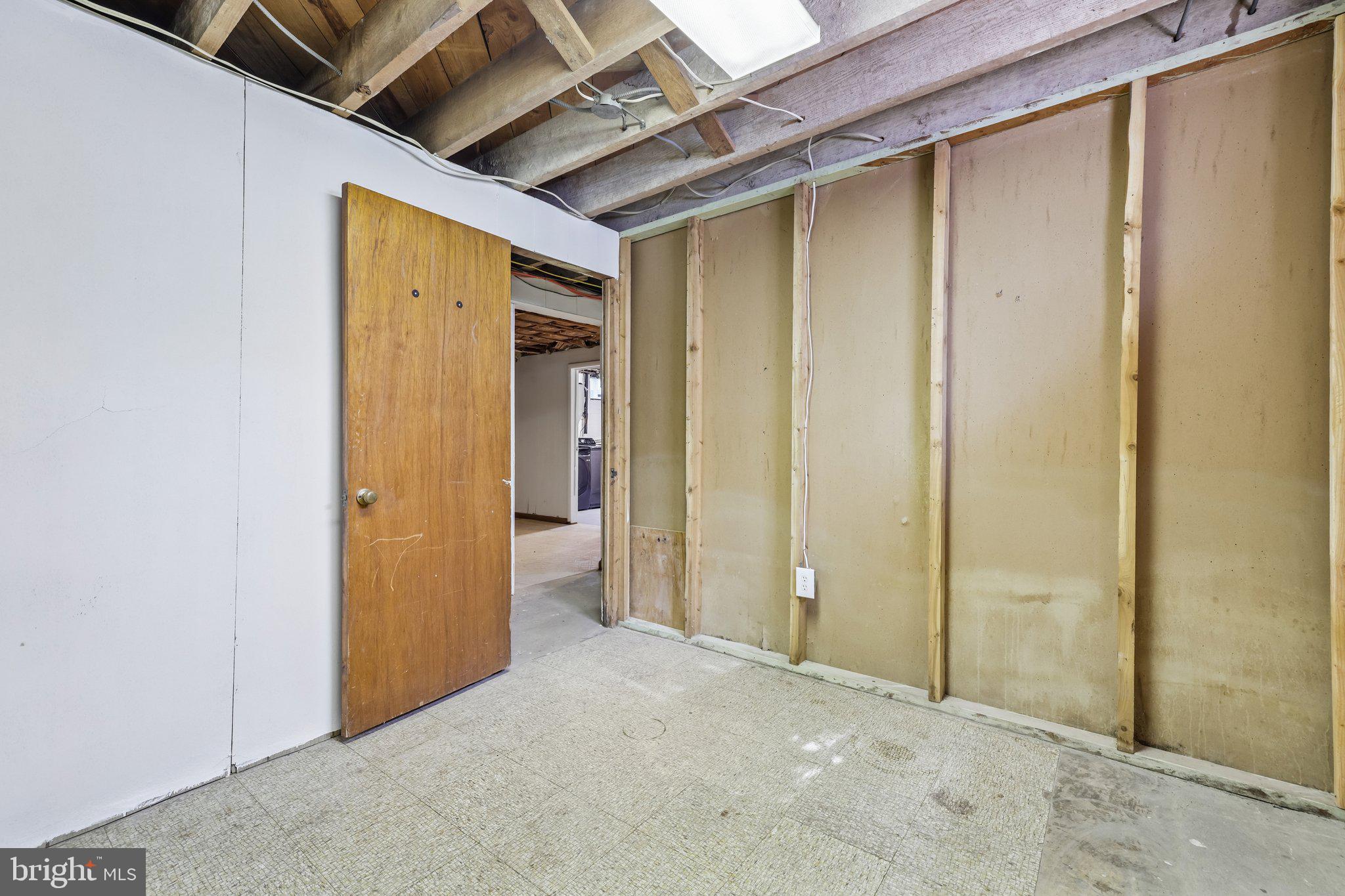 SEVERN MEADOWS - Residential