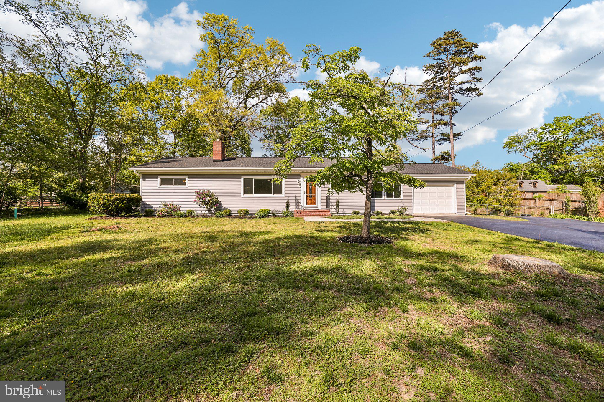 816 MEADOW ROAD