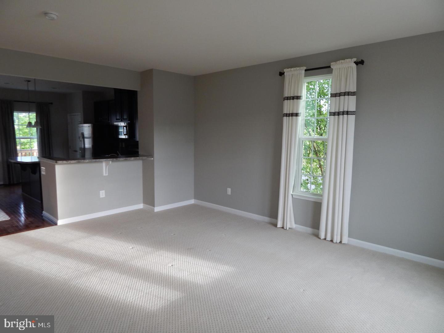 POTOMAC STATION - Residential Lease