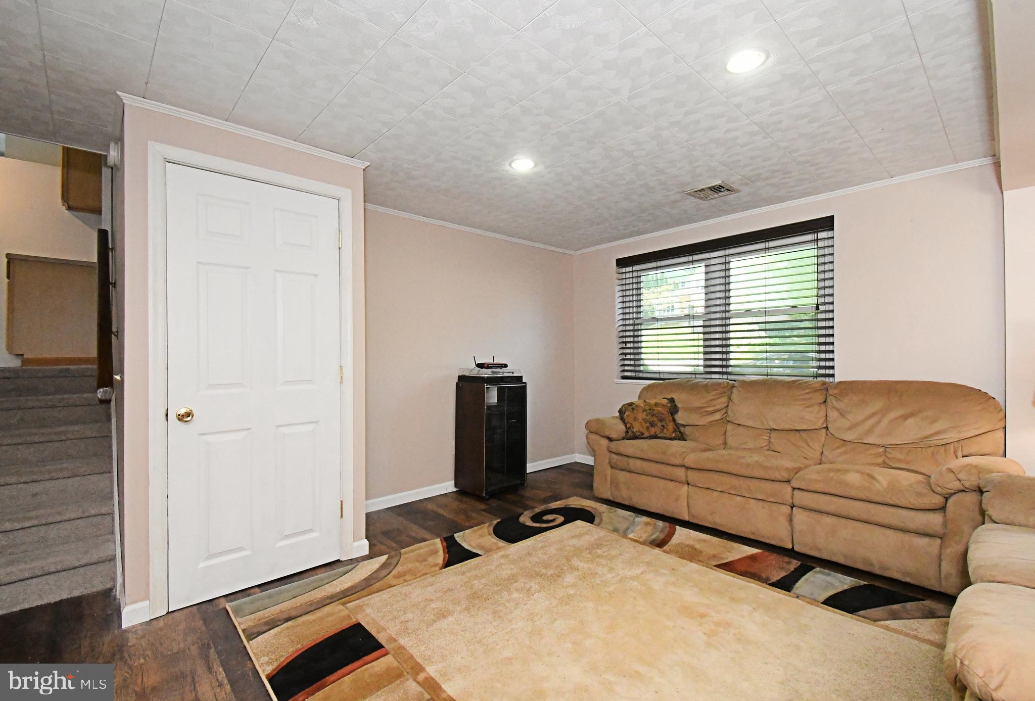 HIGHLAND FARMS - Residential