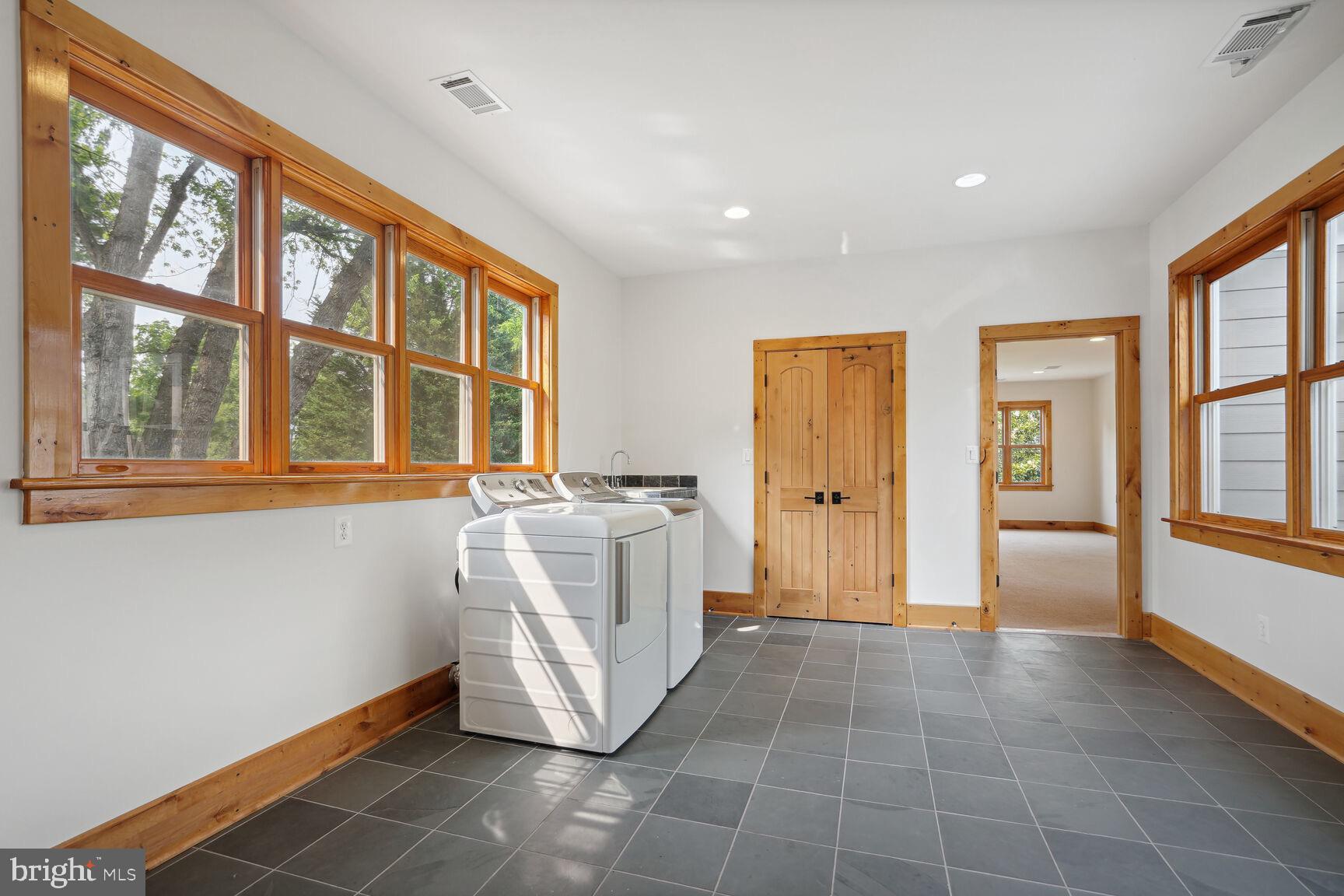 POTOMAC - Residential