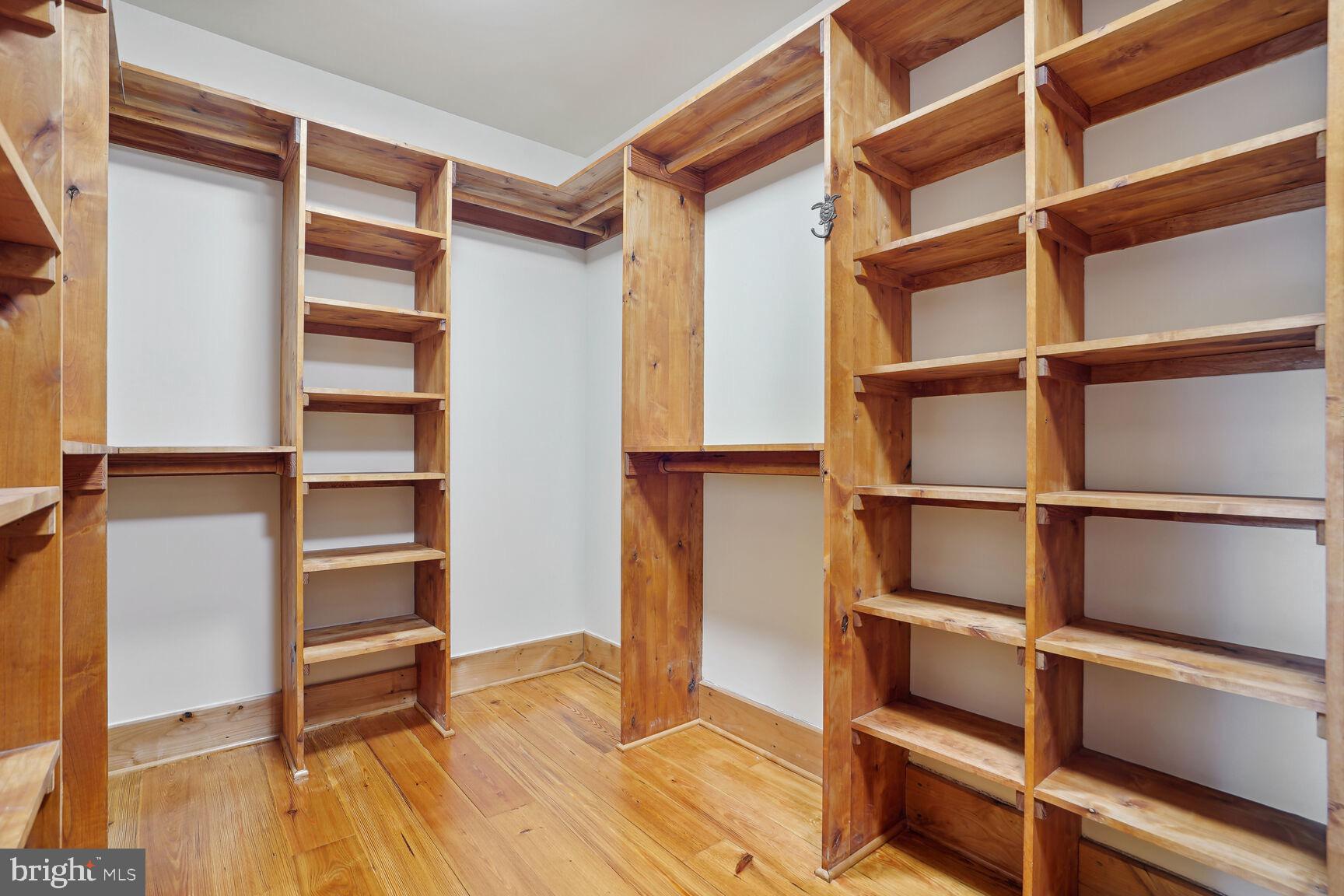 POTOMAC - Residential