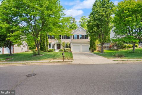 Photo of 12328 Grimsby Lane, BRISTOW, VA 20136 (MLS # VAPW2116496)