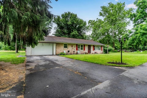 Homes For Sale - 532 Pine Road<br/> CARLISLE, PA 17015