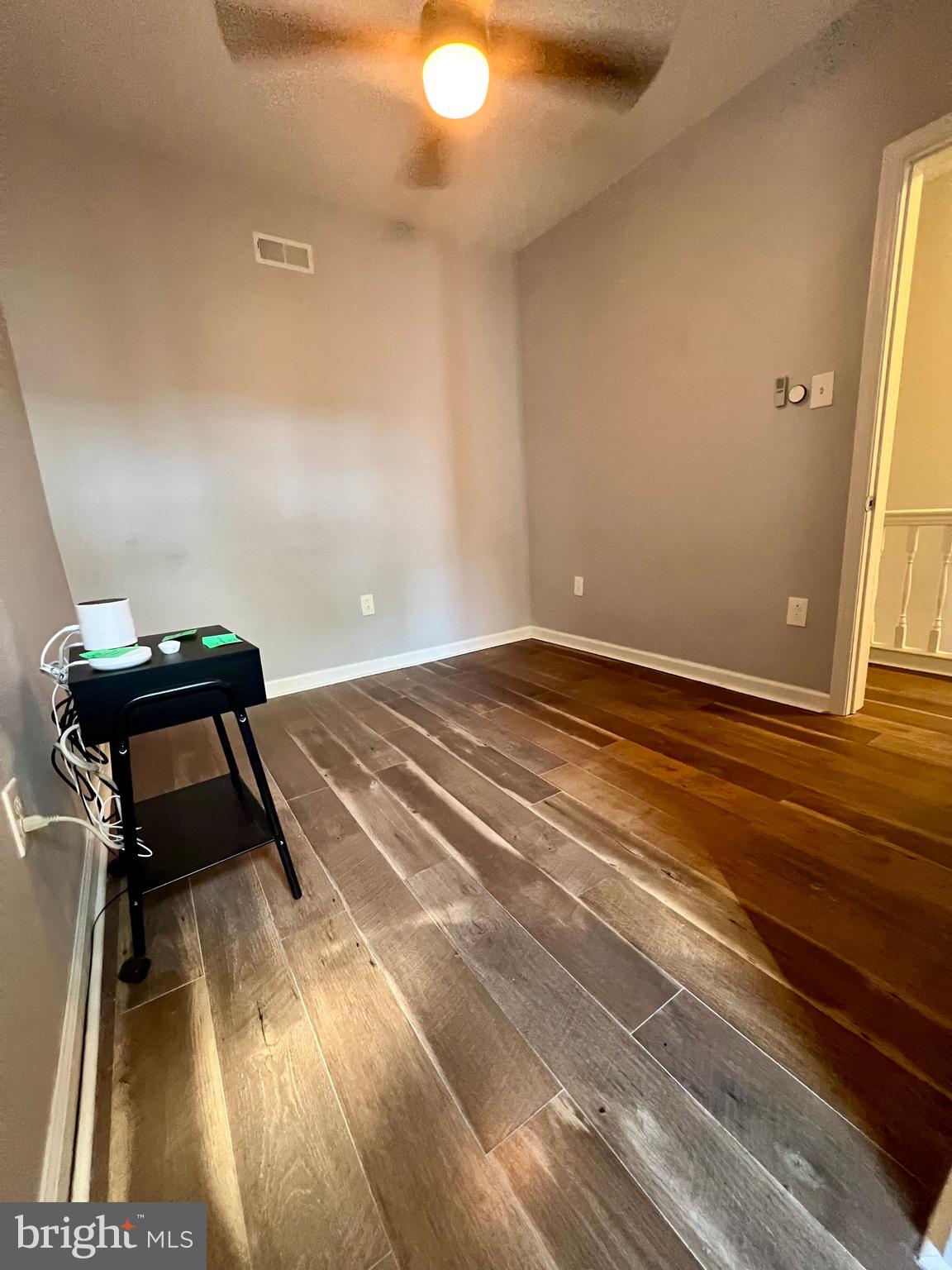 COBBS CREEK - Residential Lease