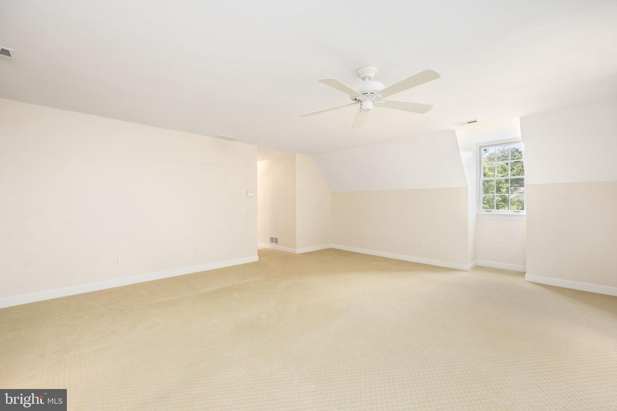 FOXCHASE - Residential