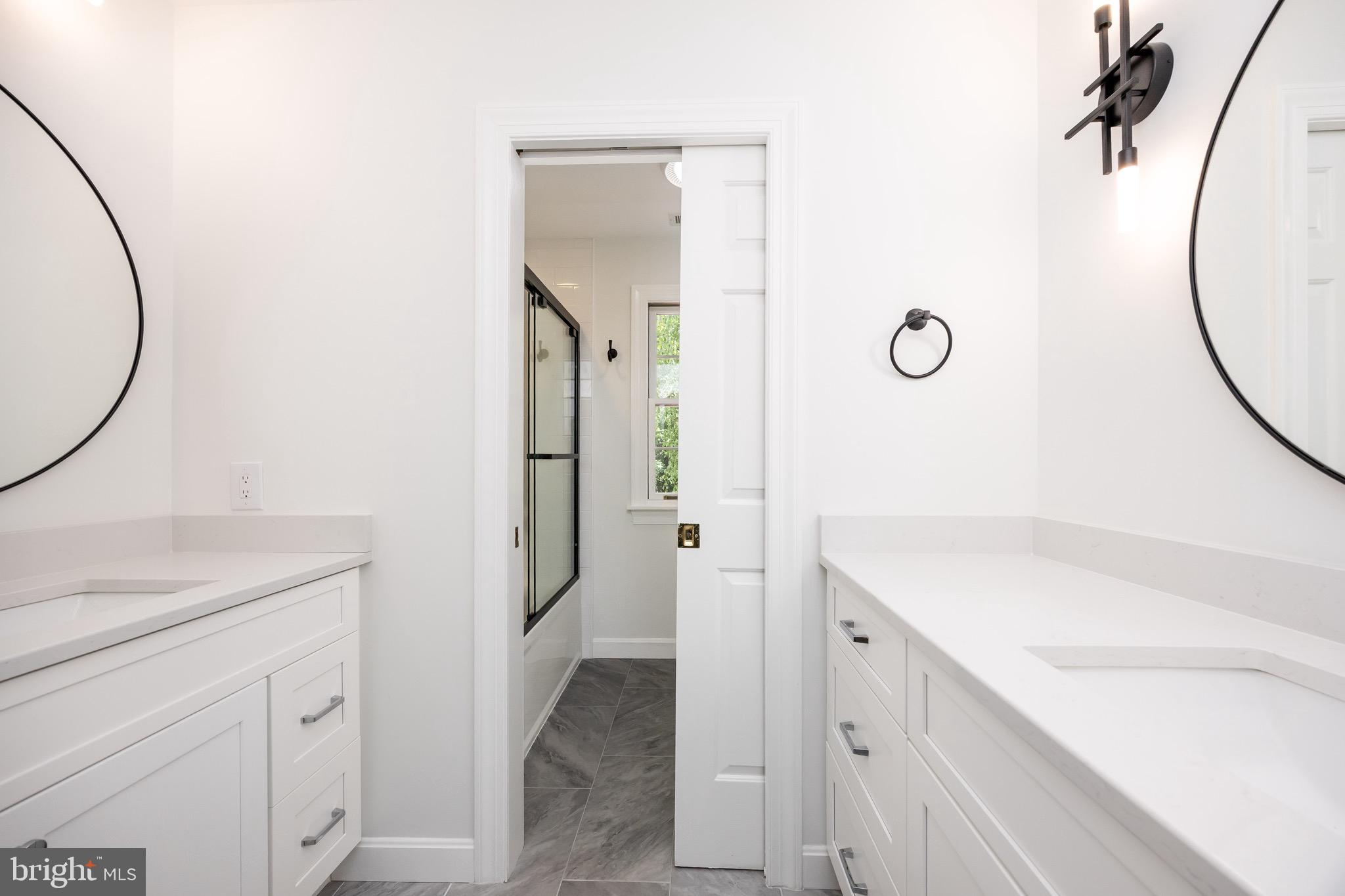 FOXCHASE - Residential