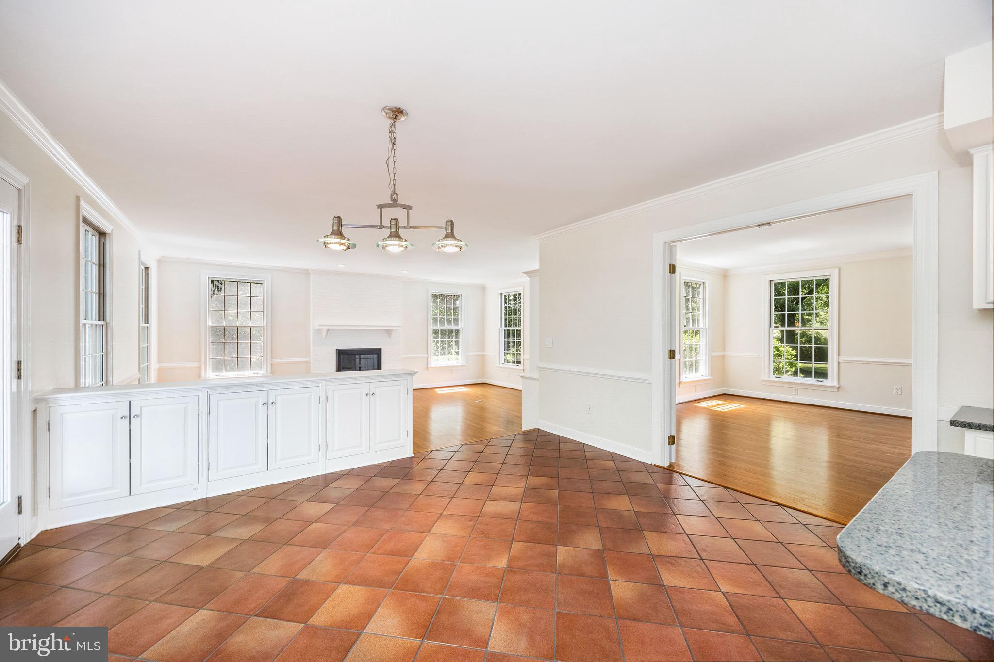 FOXCHASE - Residential
