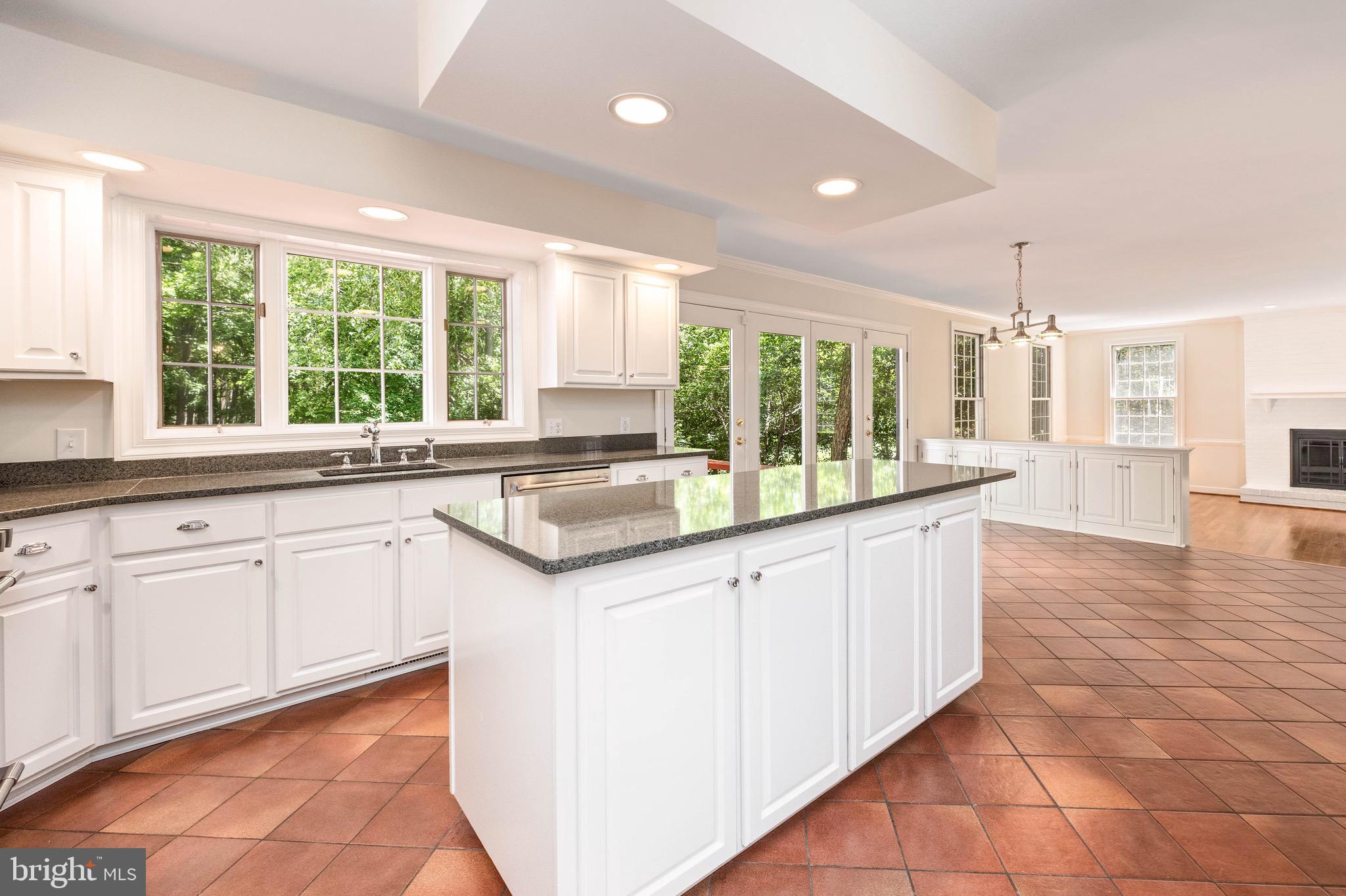 FOXCHASE - Residential