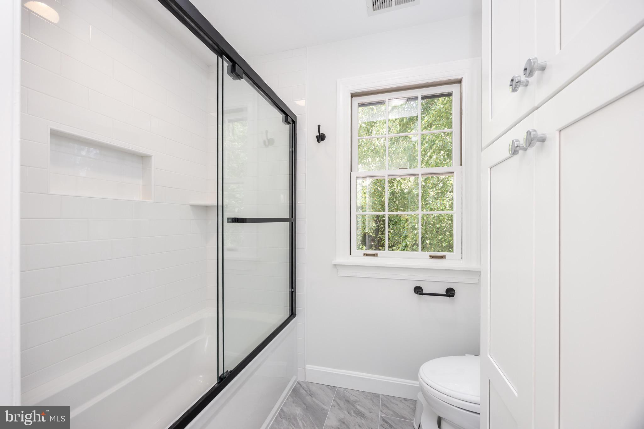 FOXCHASE - Residential