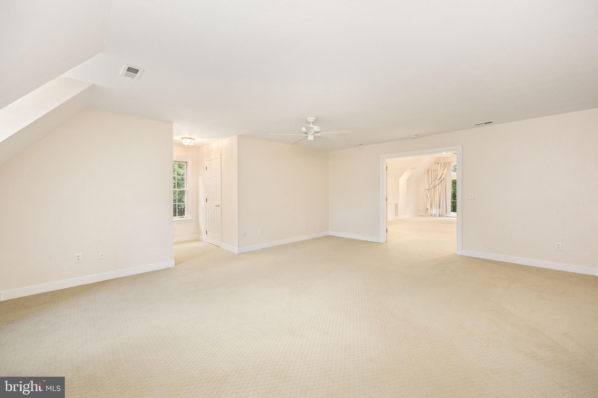 FOXCHASE - Residential