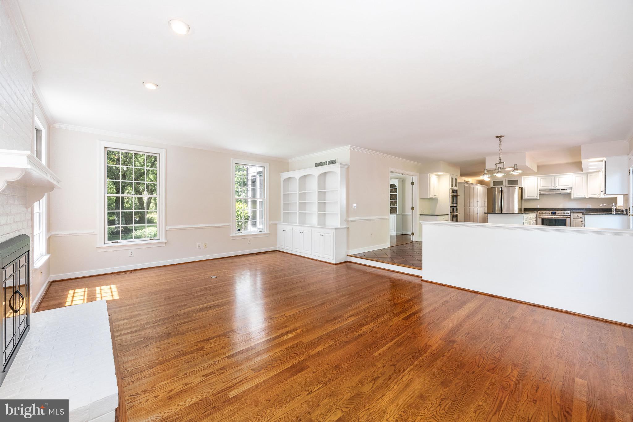 FOXCHASE - Residential