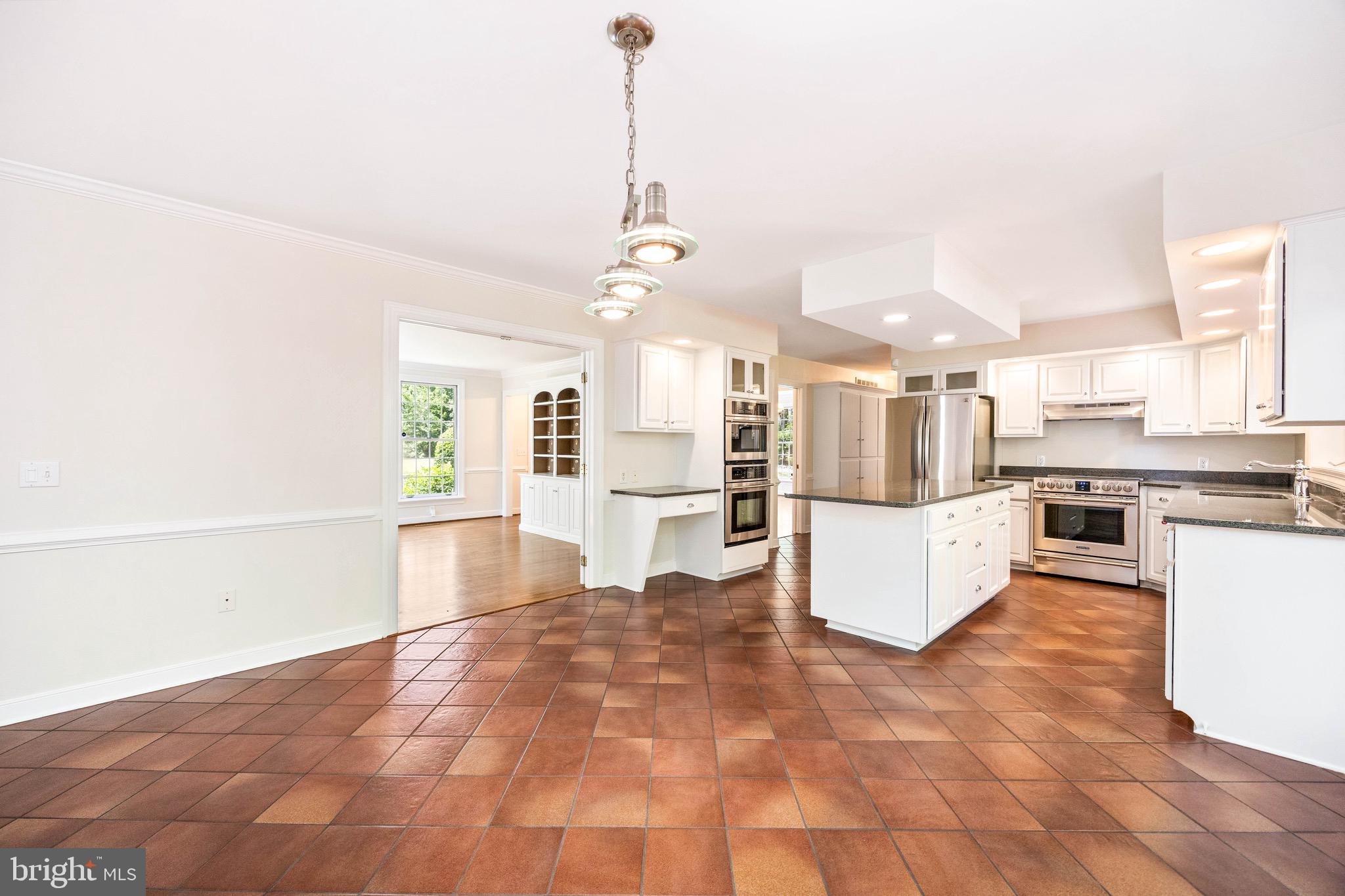 FOXCHASE - Residential