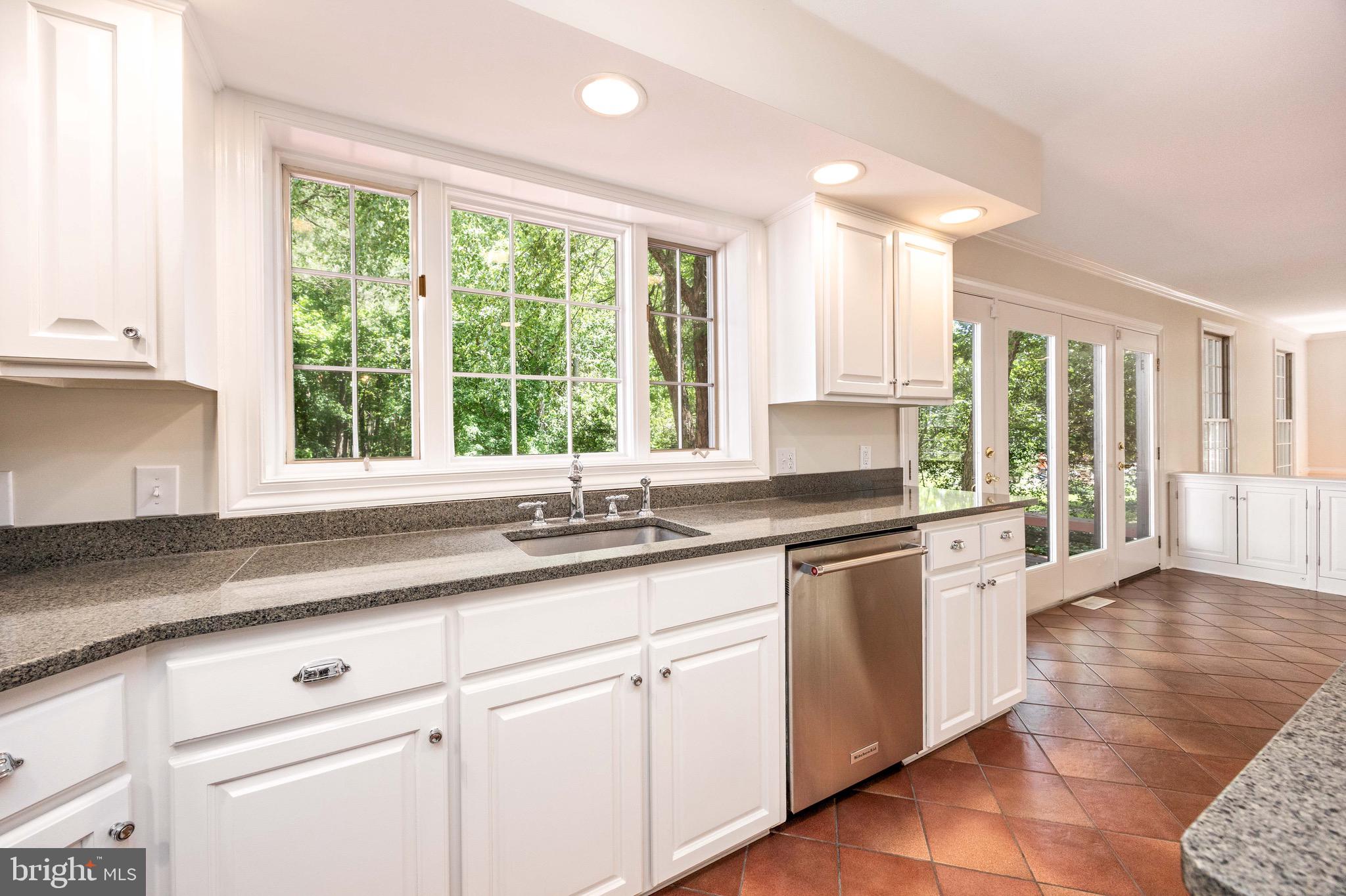FOXCHASE - Residential