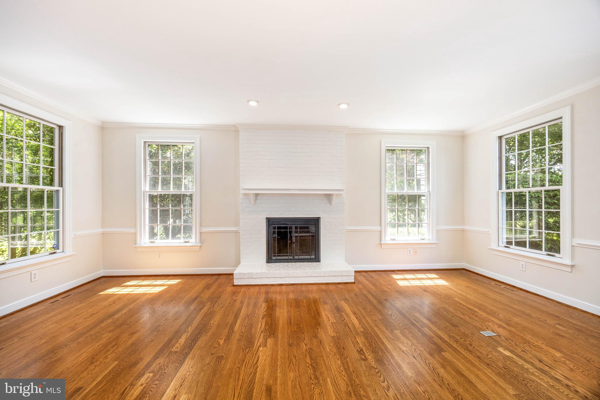 FOXCHASE - Residential