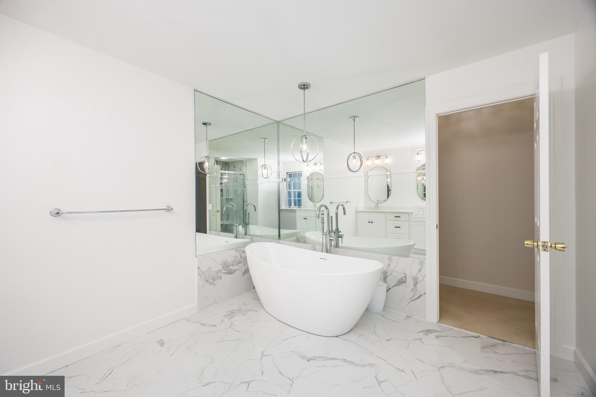 FOXCHASE - Residential