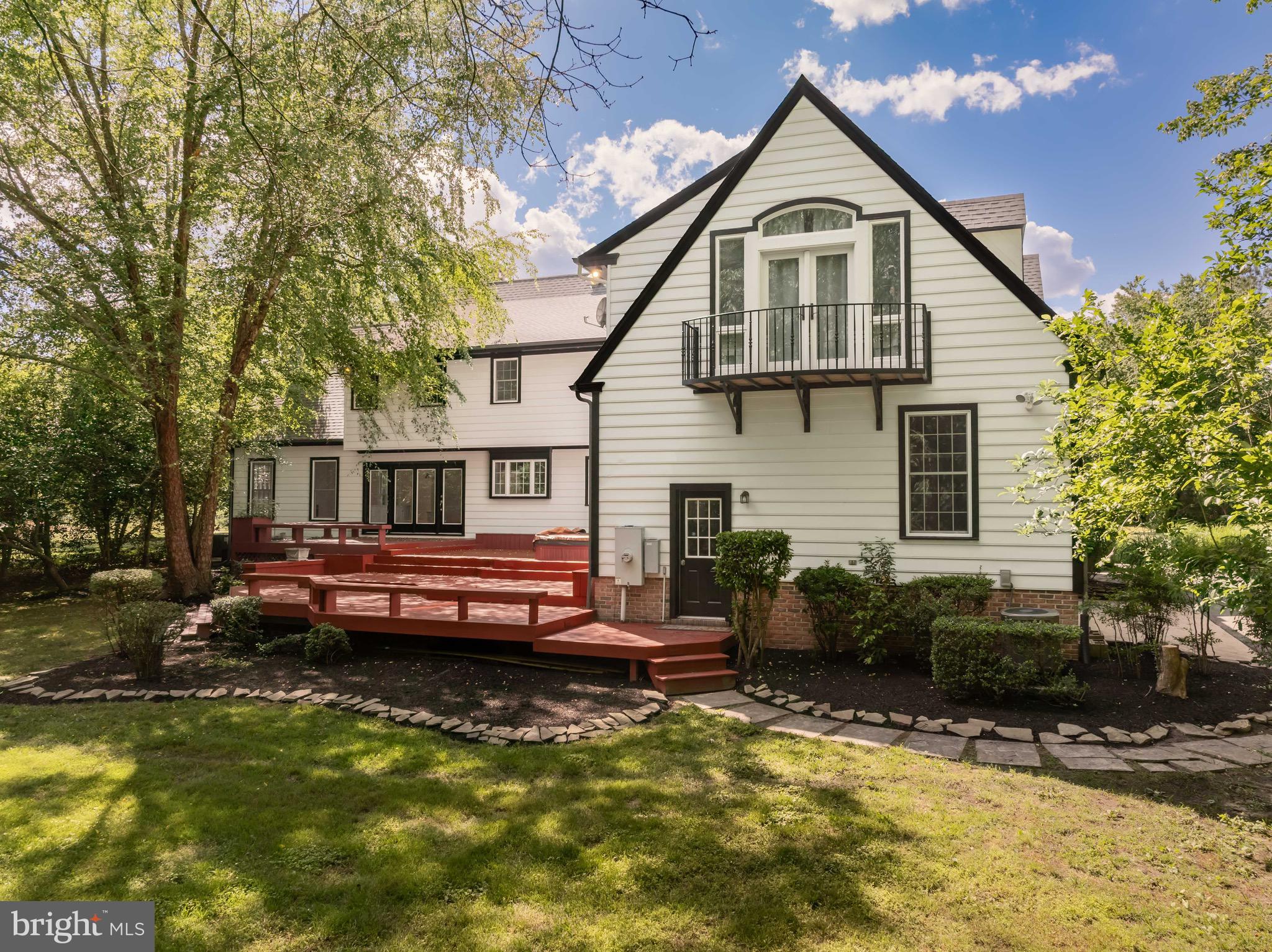 FOXCHASE - Residential