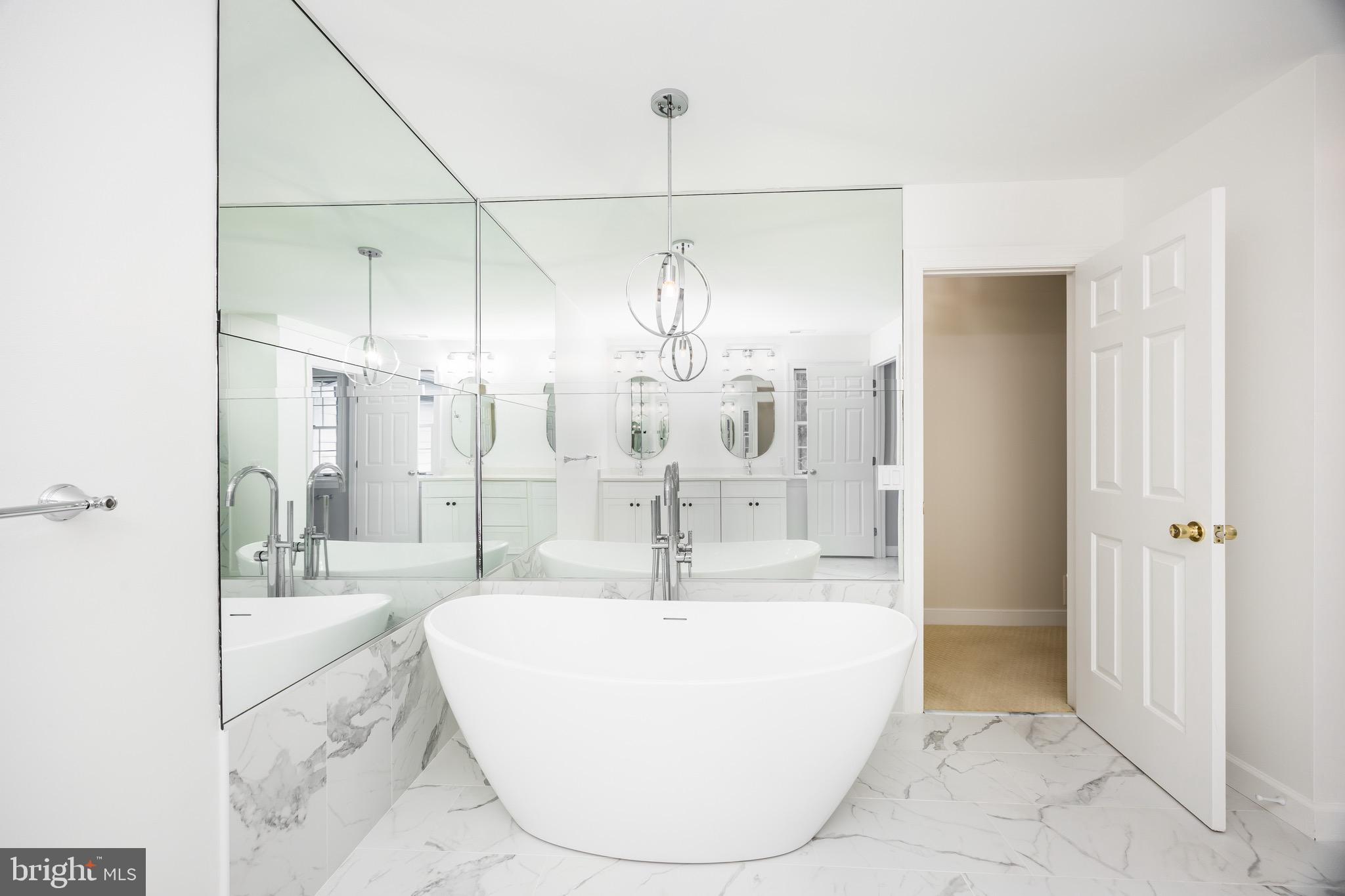 FOXCHASE - Residential