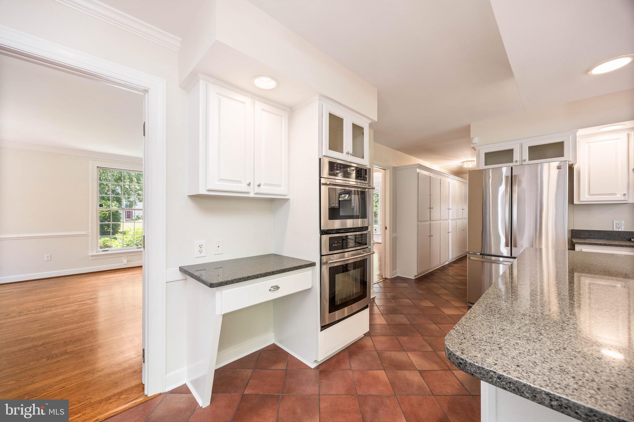 FOXCHASE - Residential