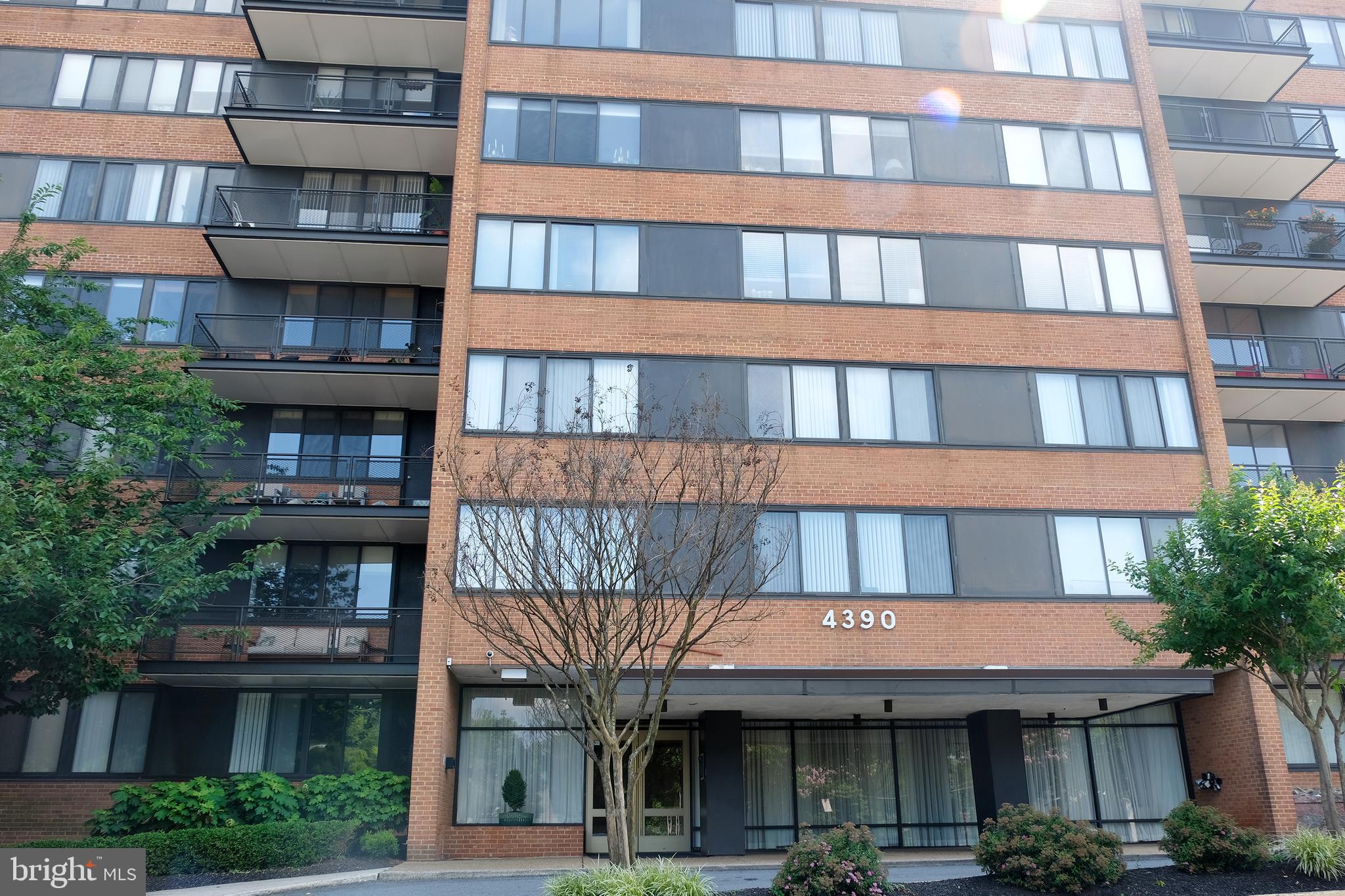 4390 LORCOM LANE 804