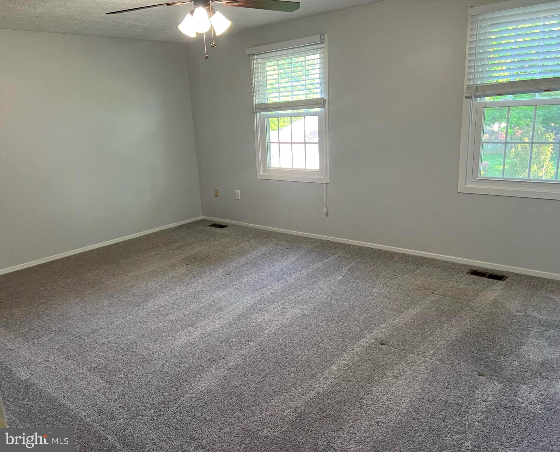 FOUNTAINDALE SOUTH - Residential