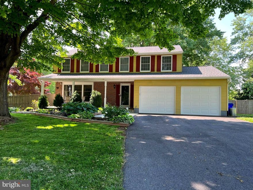 Don't miss this opportunity to own one of the largest models in the Fountaindale Neighborhood. You will be blown away by this beautifully updated home. Step into the newly remodeled kitchen with recessed lights, stainless steel appliances, and granite countertops. On the main level, you will find an upgraded wood-burning fireplace, brand new built-in shelves, and a modern-style dining room. The 2nd-floor contains new carpet (2021), 4 spacious bedrooms, and 2 full bathrooms. The primary suite offers a beautiful bathroom with a double sink vanity, walk-in closet, and walk-in shower with Moen Smart Shower systems and a frameless shower door.  With a finished basement, you will find a huge recreation space, an updated full bathroom, a wet bar, a new washer and dryer (2020), and a bonus room. Enjoy the fully fenced backyard with a 1k sqft patio (remodeled in 2020), 22 Emerald Green trees (planted in 2020), and a year-old Marquis Elite hot tub. New driveway (2020), concrete sidewalk (2020), and new garage doors (2022). The corner lot allows for plenty of parking. NO HOA FEES. Come for all that historic Middletown has to offer with shops, restaurants, and easy access to major commuter routes. MIDDLETOWN SCHOOL DISTRICT