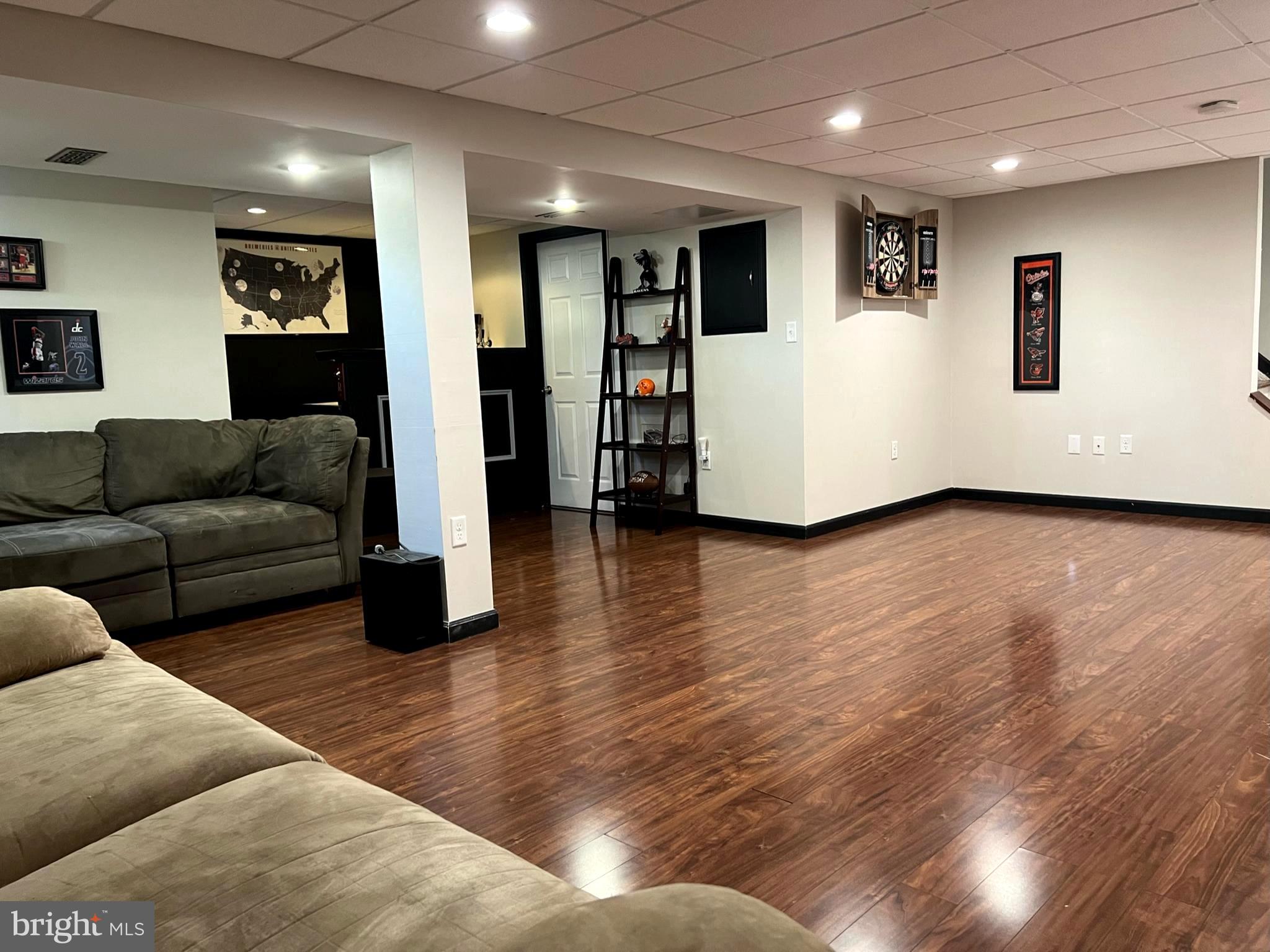 FOUNTAINDALE SOUTH - Residential