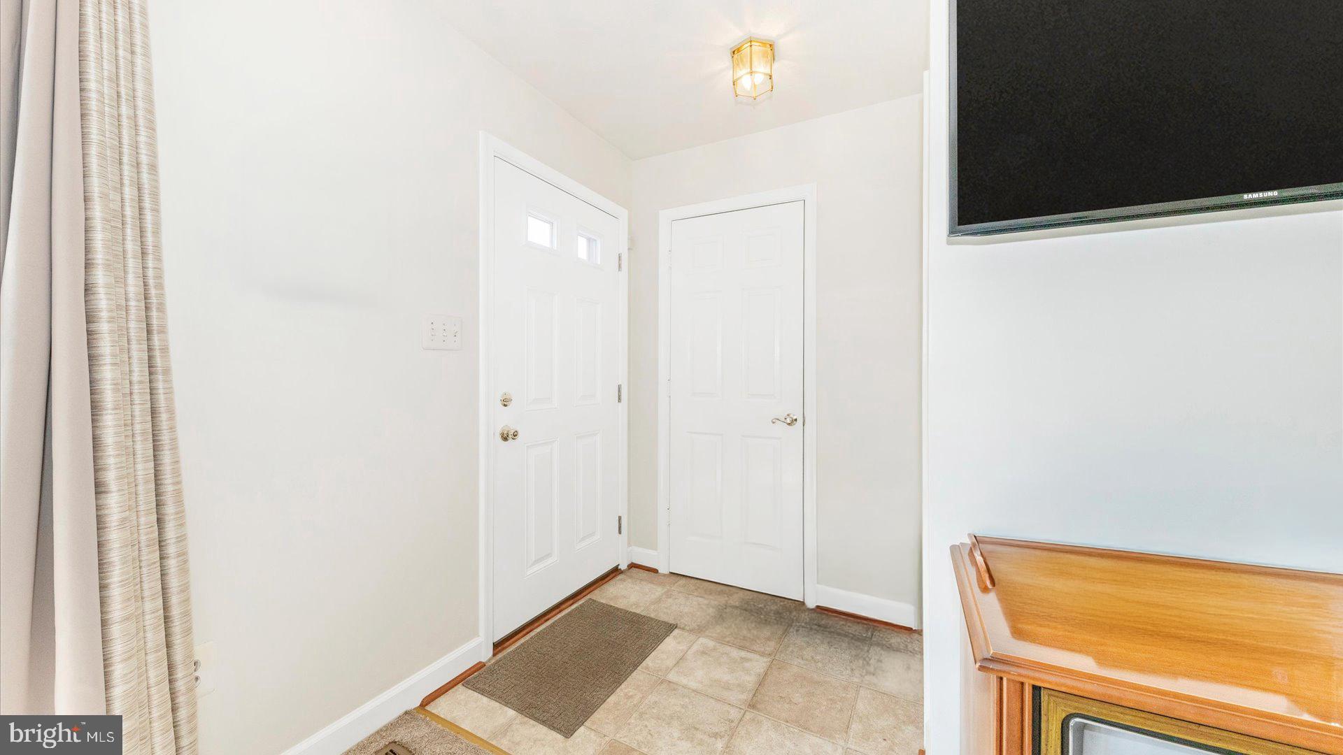 5605 ROCKLEDGE COURT
