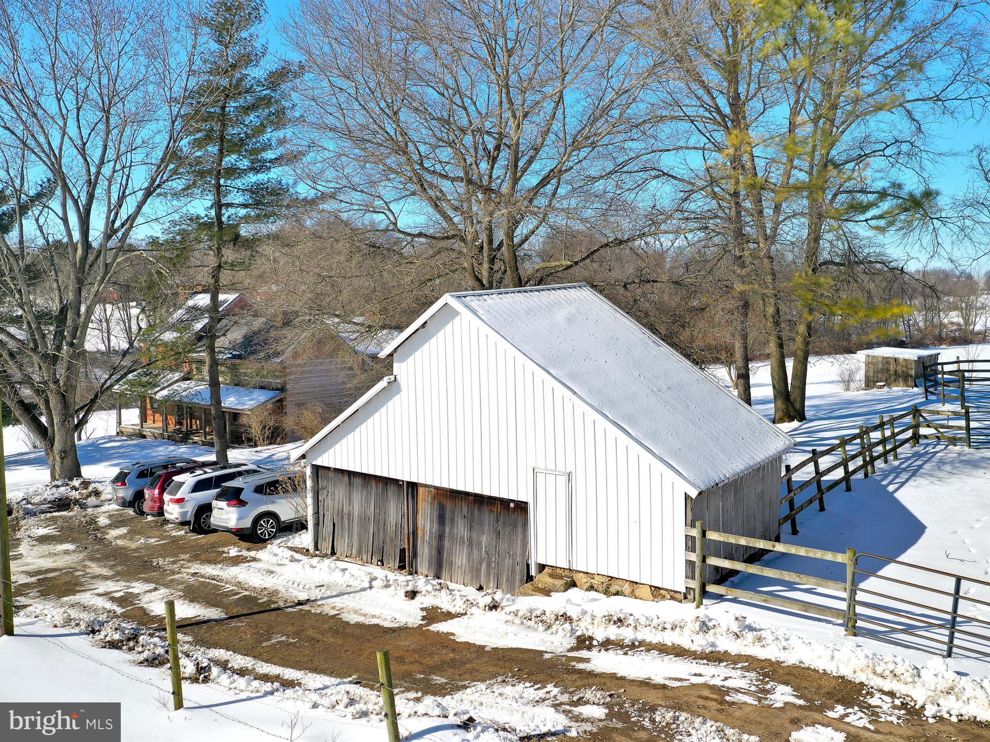 WAKEFIELD - Residential