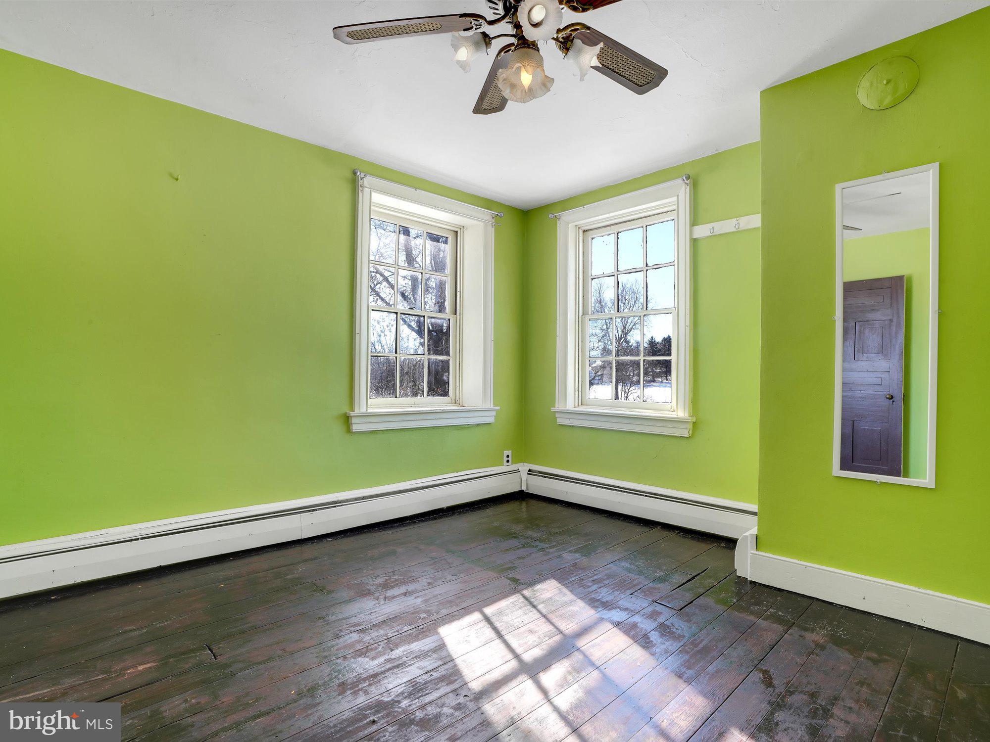 WAKEFIELD - Residential